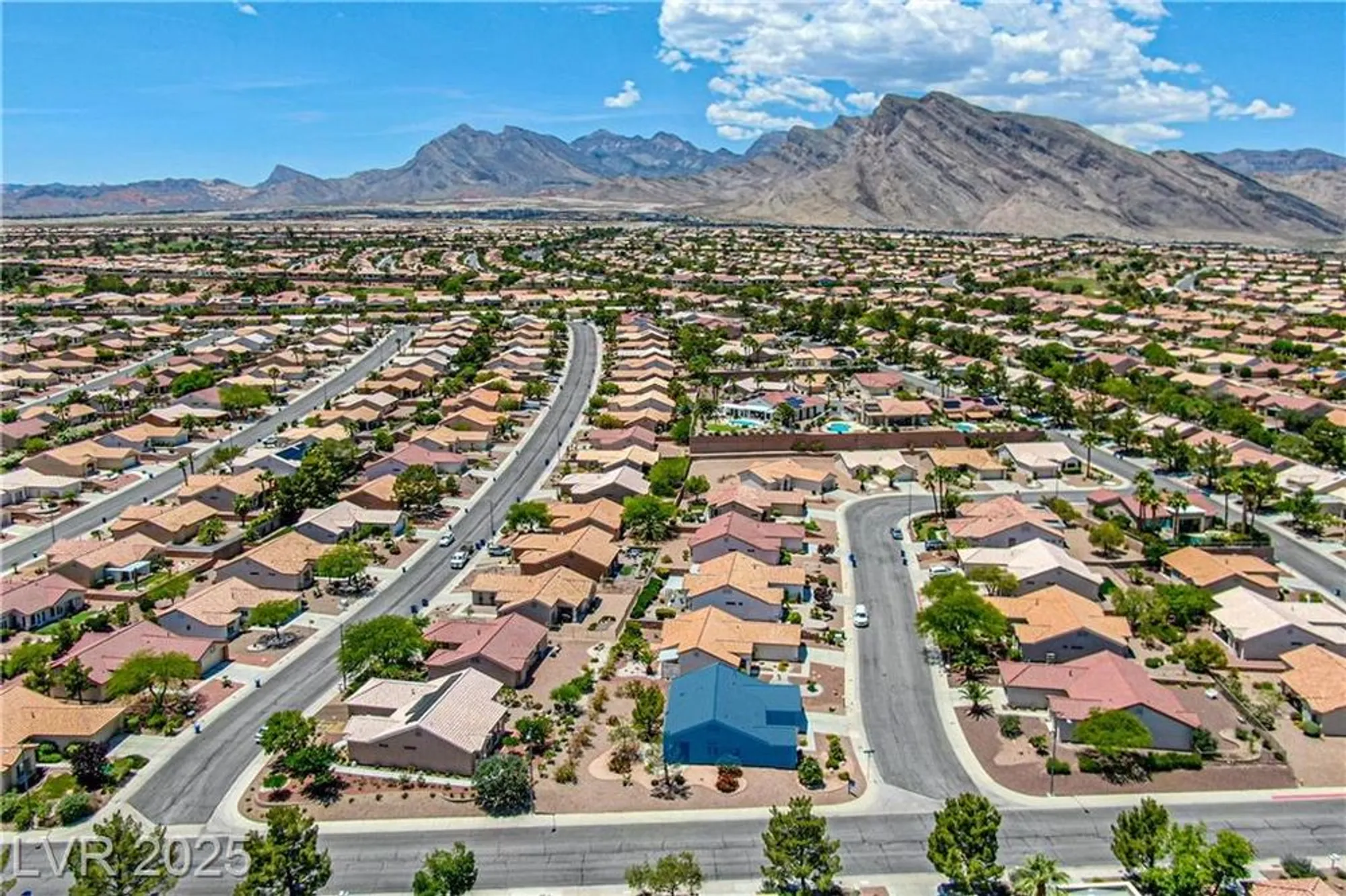 Property Slideshow image 26 of 37 | 10301 coal creek pl, Las Vegas, NV, 89134