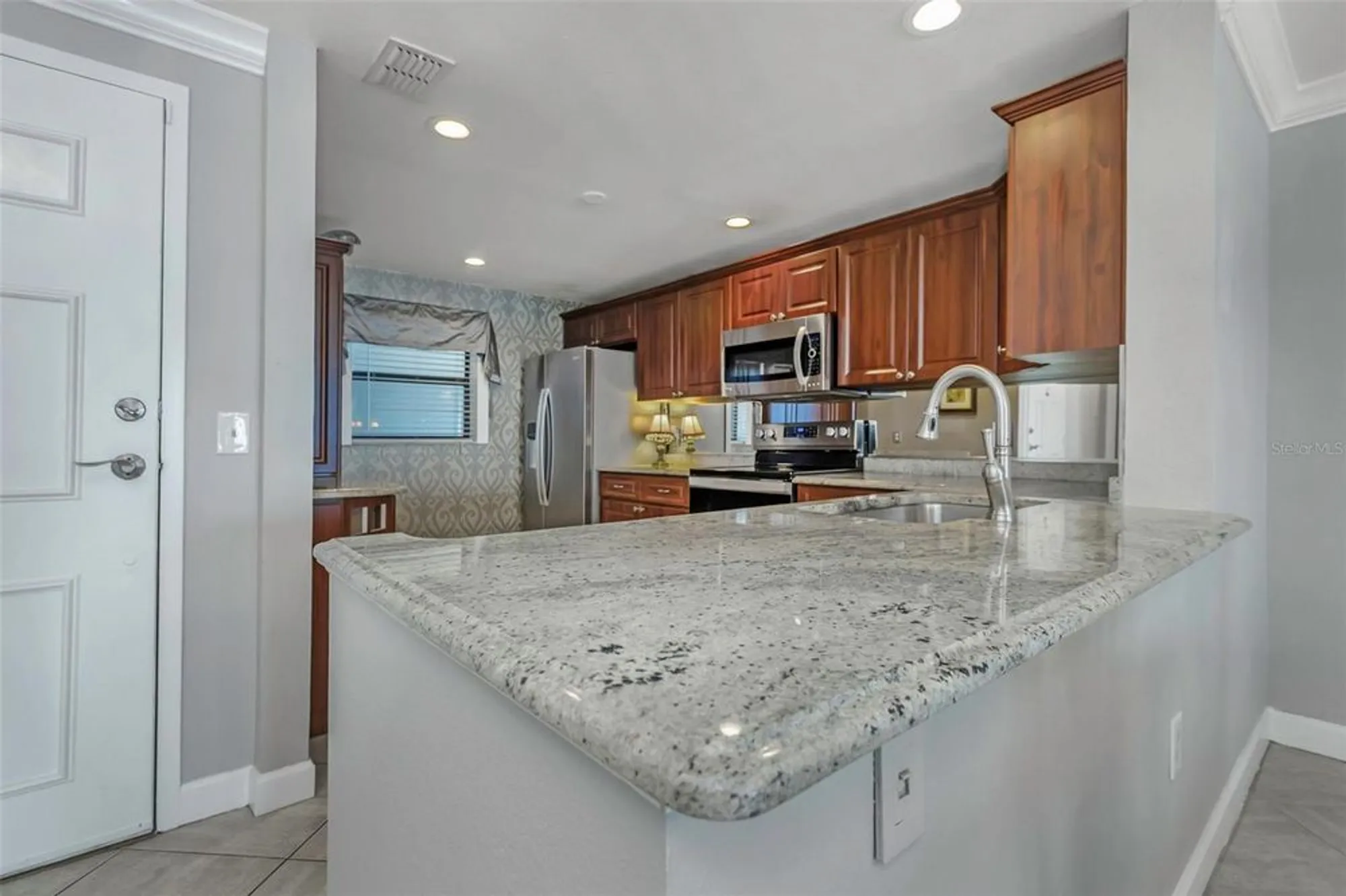 Property Slideshow image 11 of 65 | 7300 sun island dr s apt 1505, South Pasadena, FL, 33707