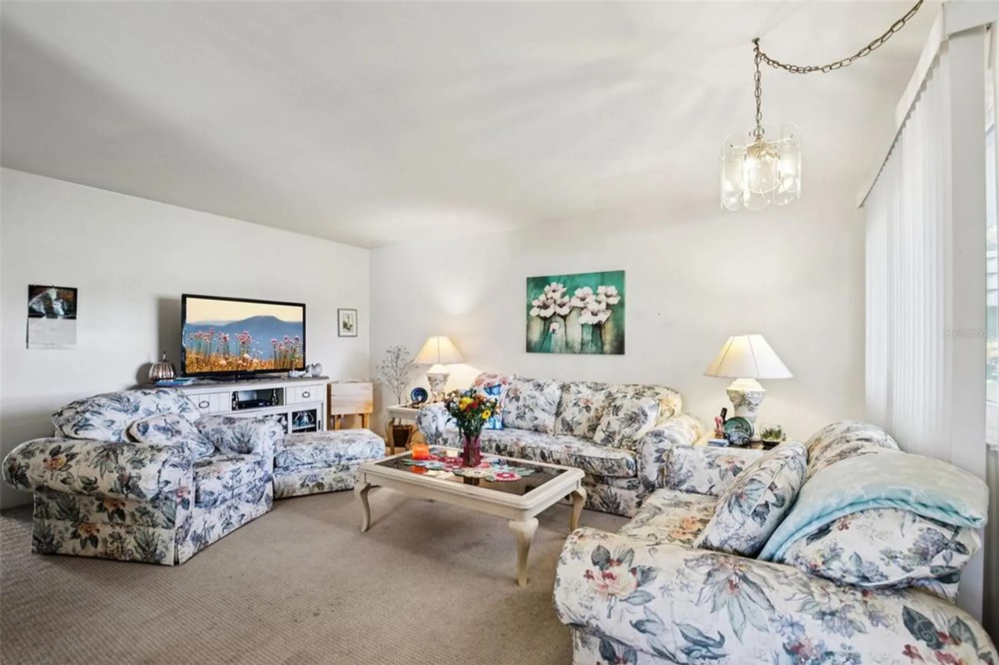 Property Slideshow image 4 of 51 | 201 kings blvd 13, Sun City Center, FL, 33573