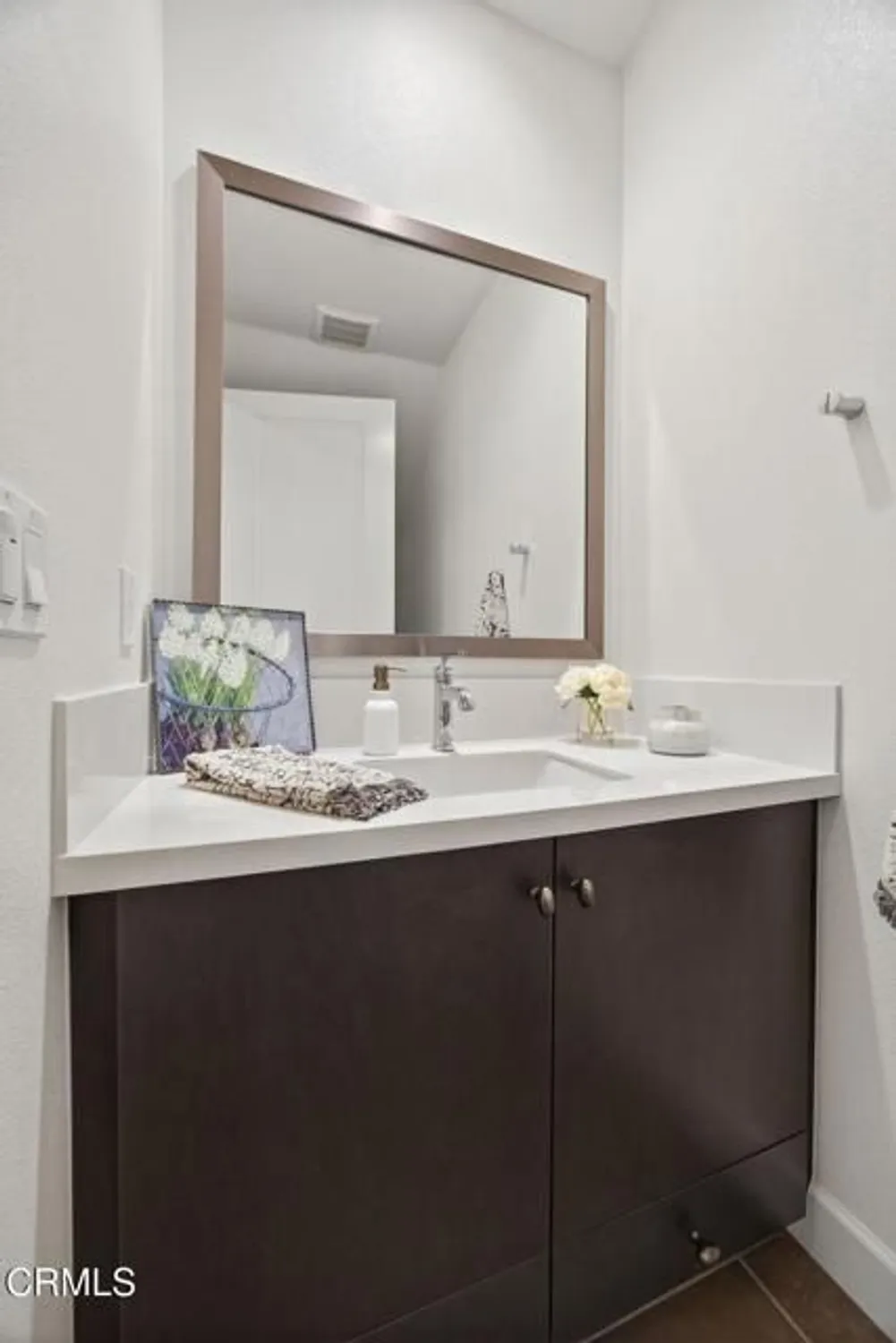 Property Slideshow image 20 of 78 | 2420 quartsite dr, Camarillo, CA, 93012