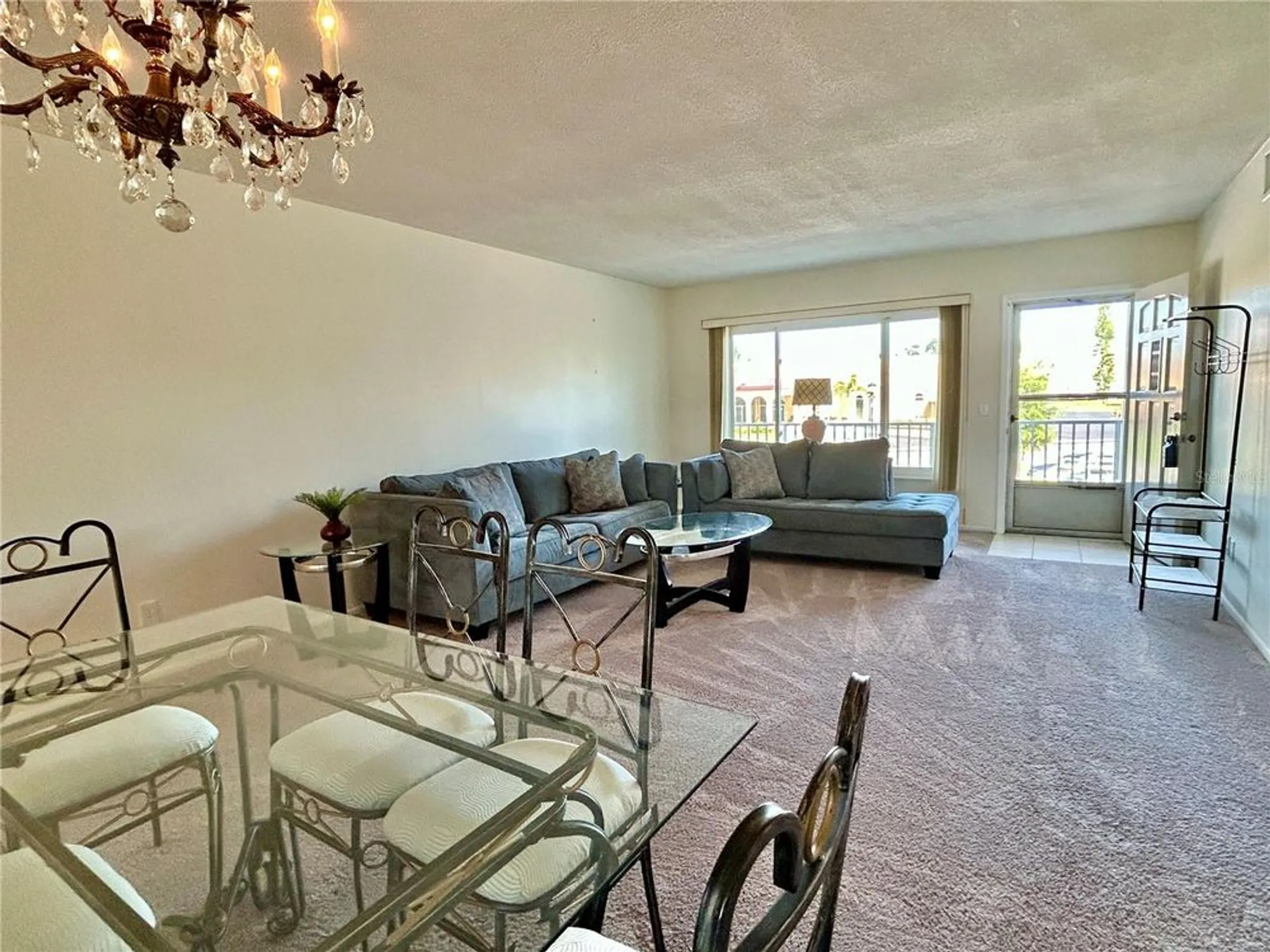 Property Slideshow image 6 of 54 | 2070 world parkway blvd apt 36, Clearwater, FL, 33763