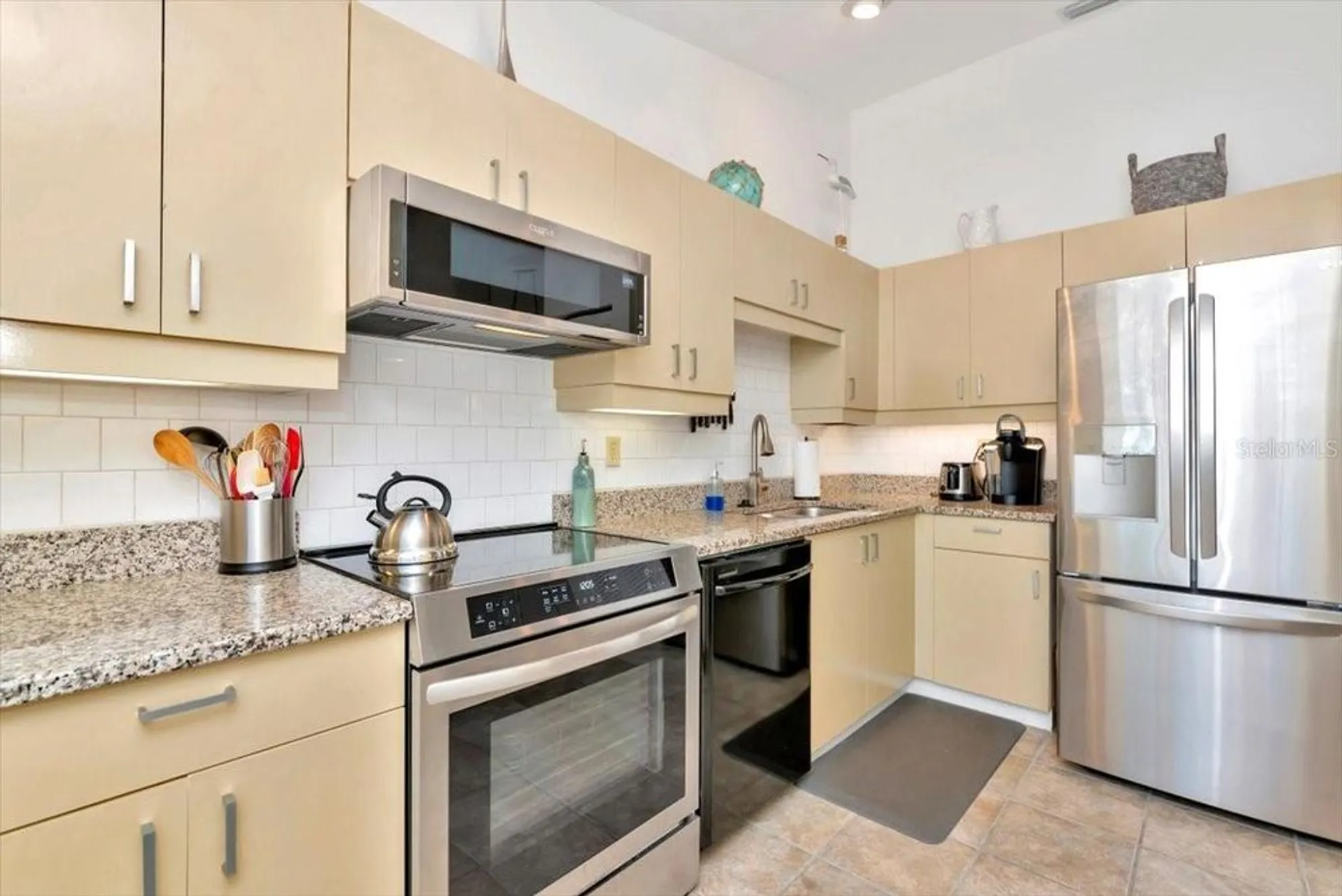 Property Slideshow image 10 of 62 | 1235 spoonbill landings cir, Bradenton, FL, 34209