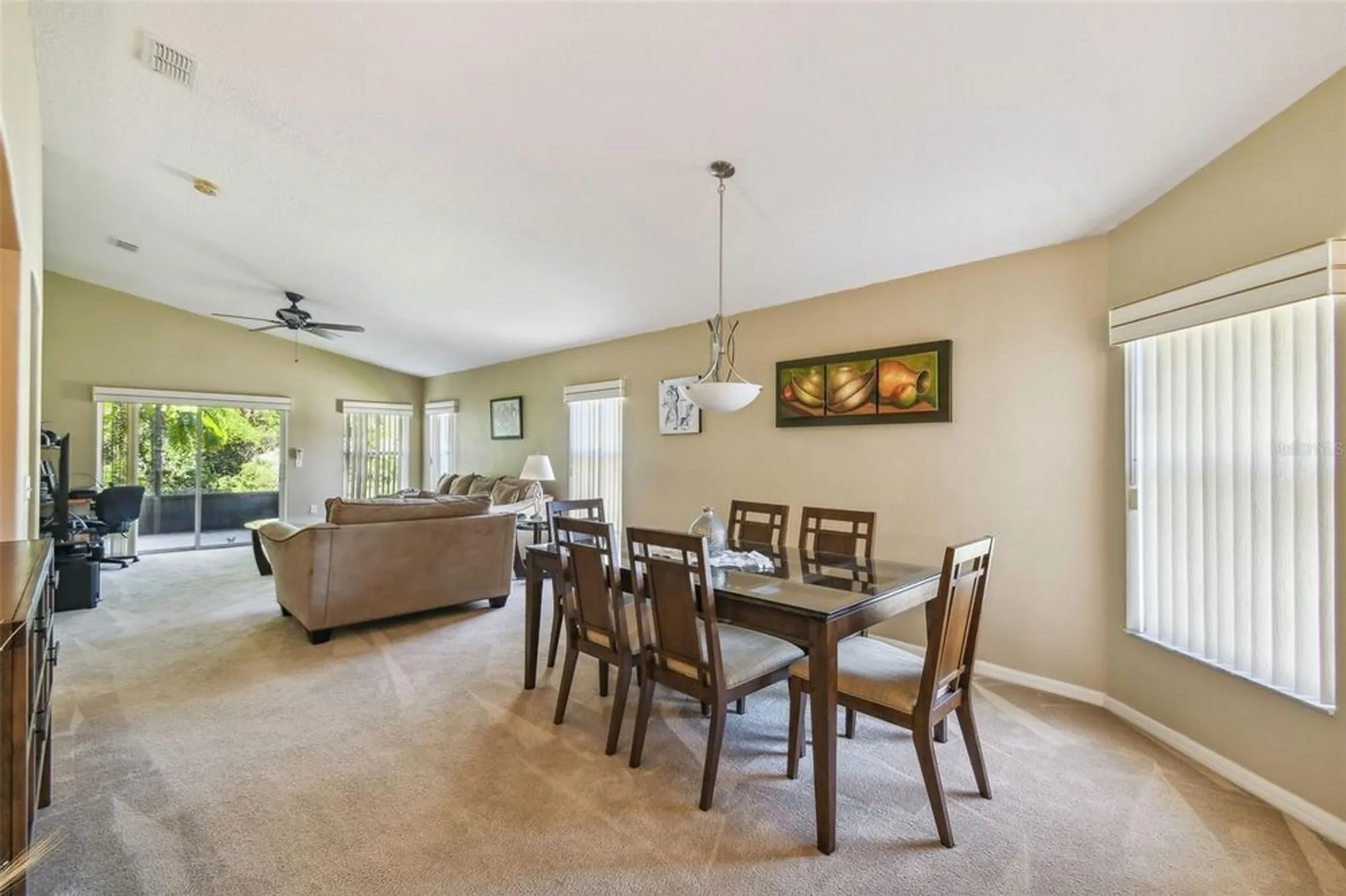 Property Slideshow image 13 of 47 | 200 grand canal dr, Kissimmee, FL, 34759