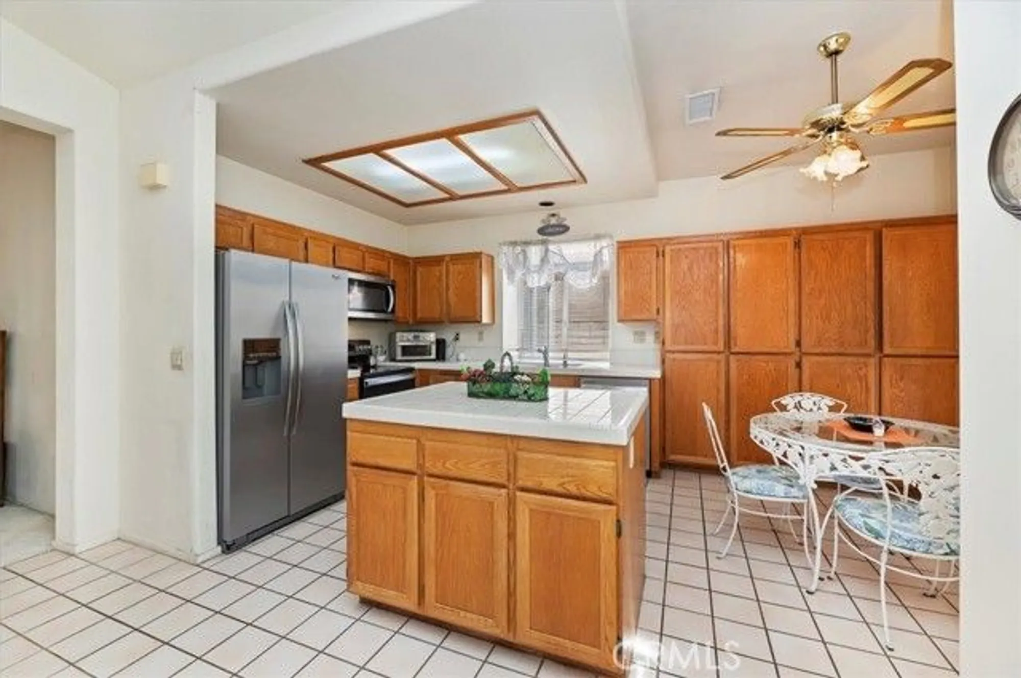 Property Slideshow image 17 of 52 | 40432 via siena, Murrieta, CA, 92562