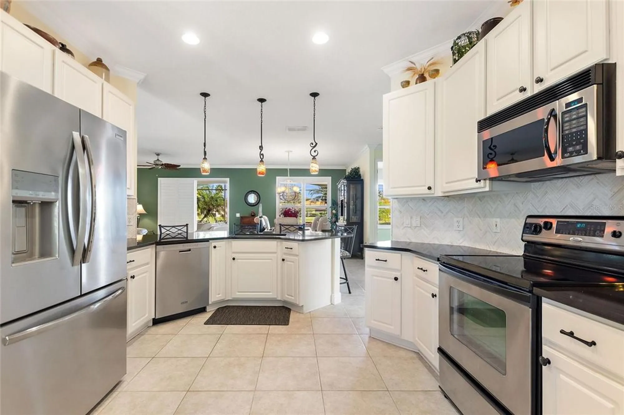 Property Slideshow image 11 of 90 | 657 glendora rd, Kissimmee, FL, 34759