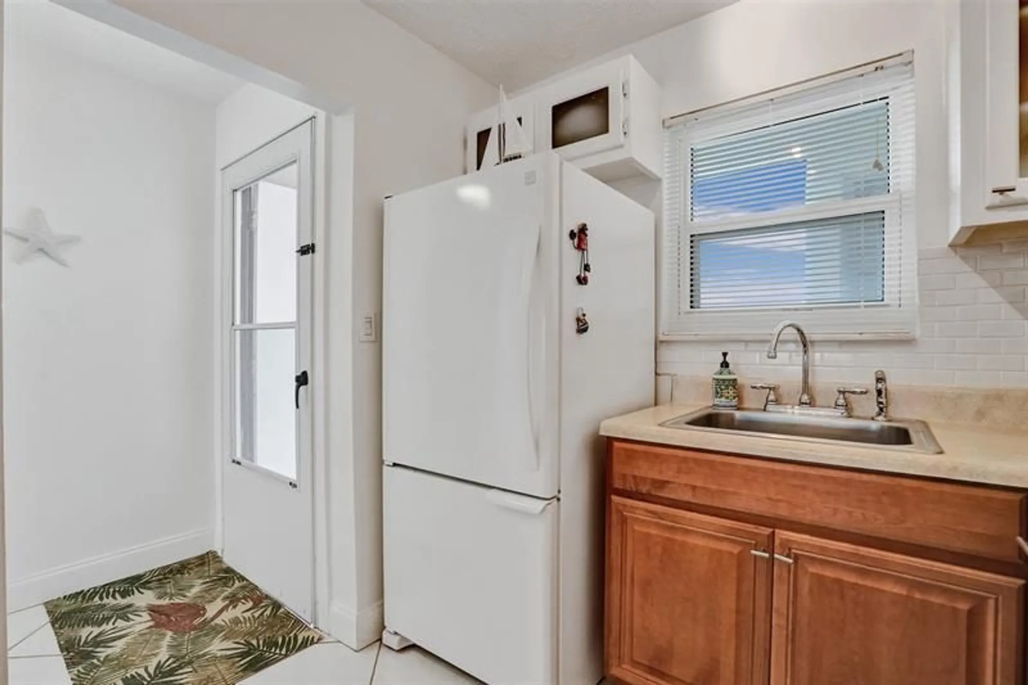 Property Slideshow image 13 of 39 | 5900 nw 44th st apt 602, Lauderhill, FL, 33319
