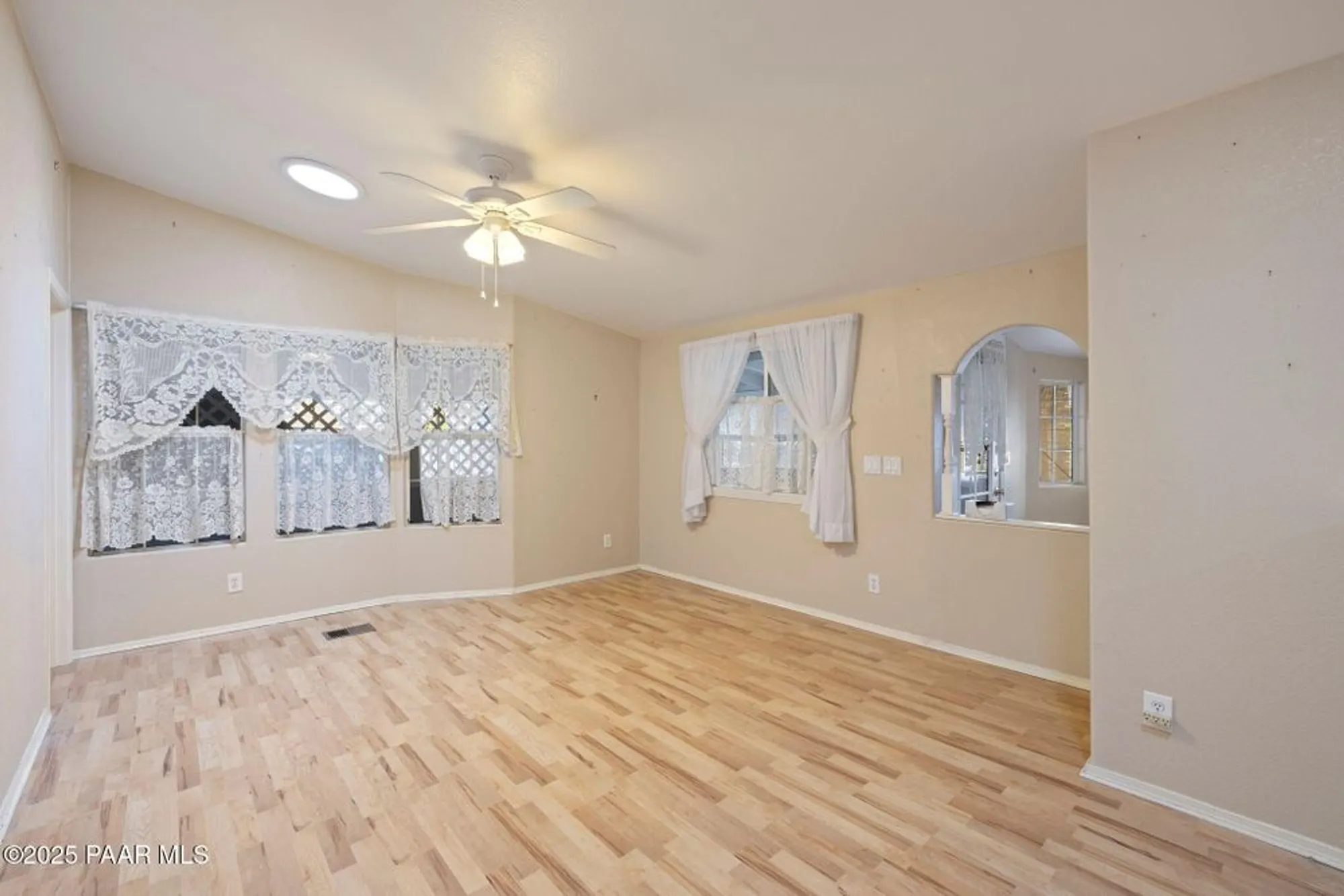 Property Slideshow image 10 of 36 | 944 n mountain hollow ct, Prescott, AZ, 86301