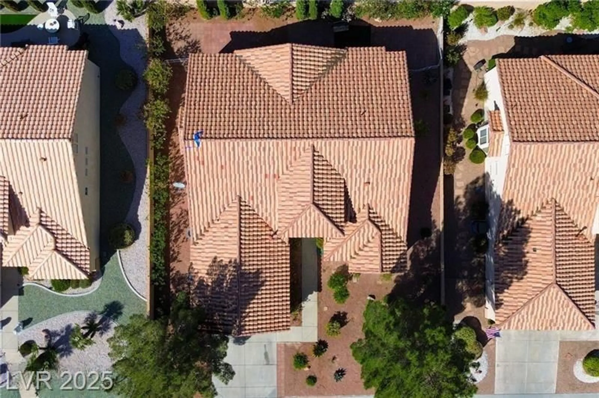 Property Slideshow image 4 of 32 | 10520 shoalhaven dr, Las Vegas, NV, 89134