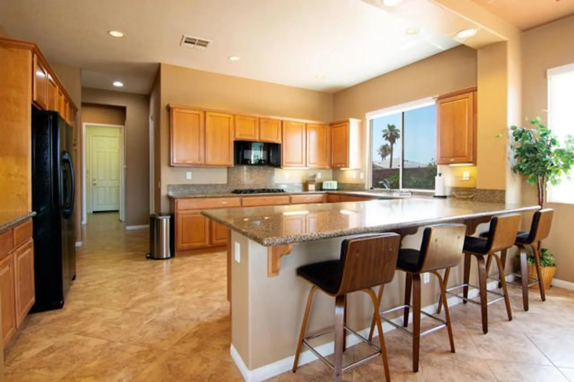 Property Slideshow image 11 of 53 | 43597 spiaggia pl, Indio, CA, 92203