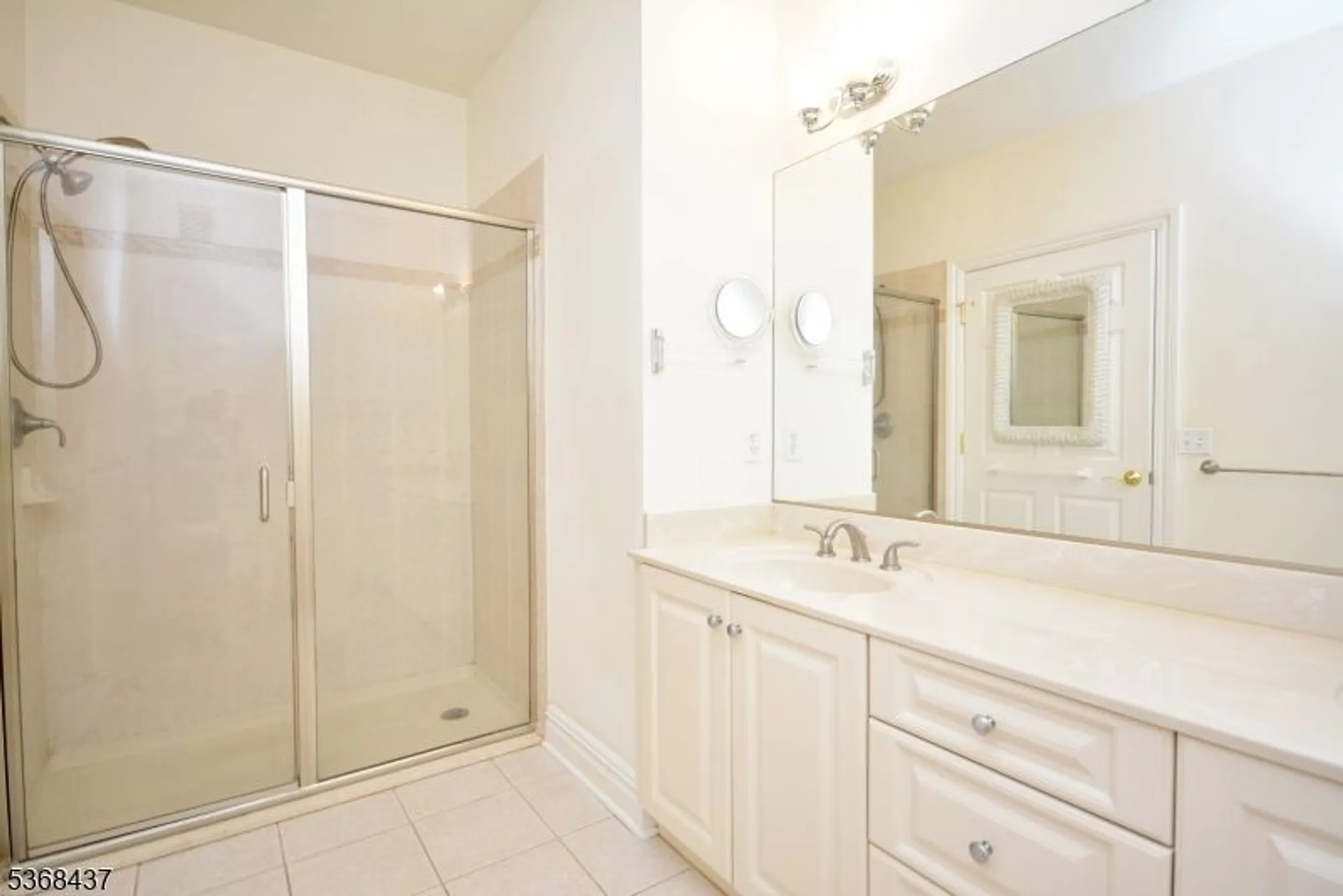 Property Slideshow image 14 of 30 | 35 schmidt cir, Watchung, NJ, 07069