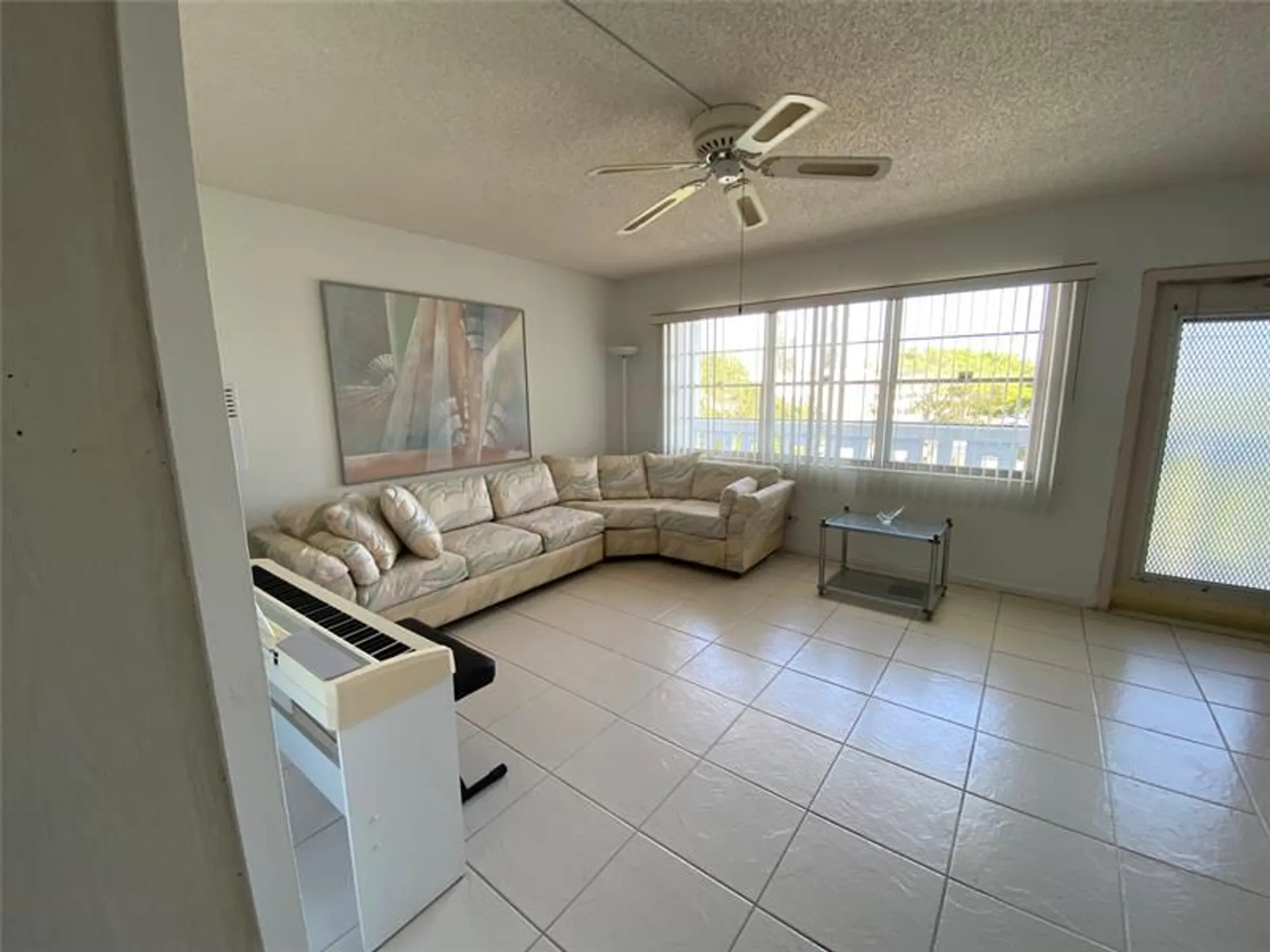 Property Slideshow image 4 of 49 | 4047 cambridge c # 4047, Deerfield Beach, FL, 33442