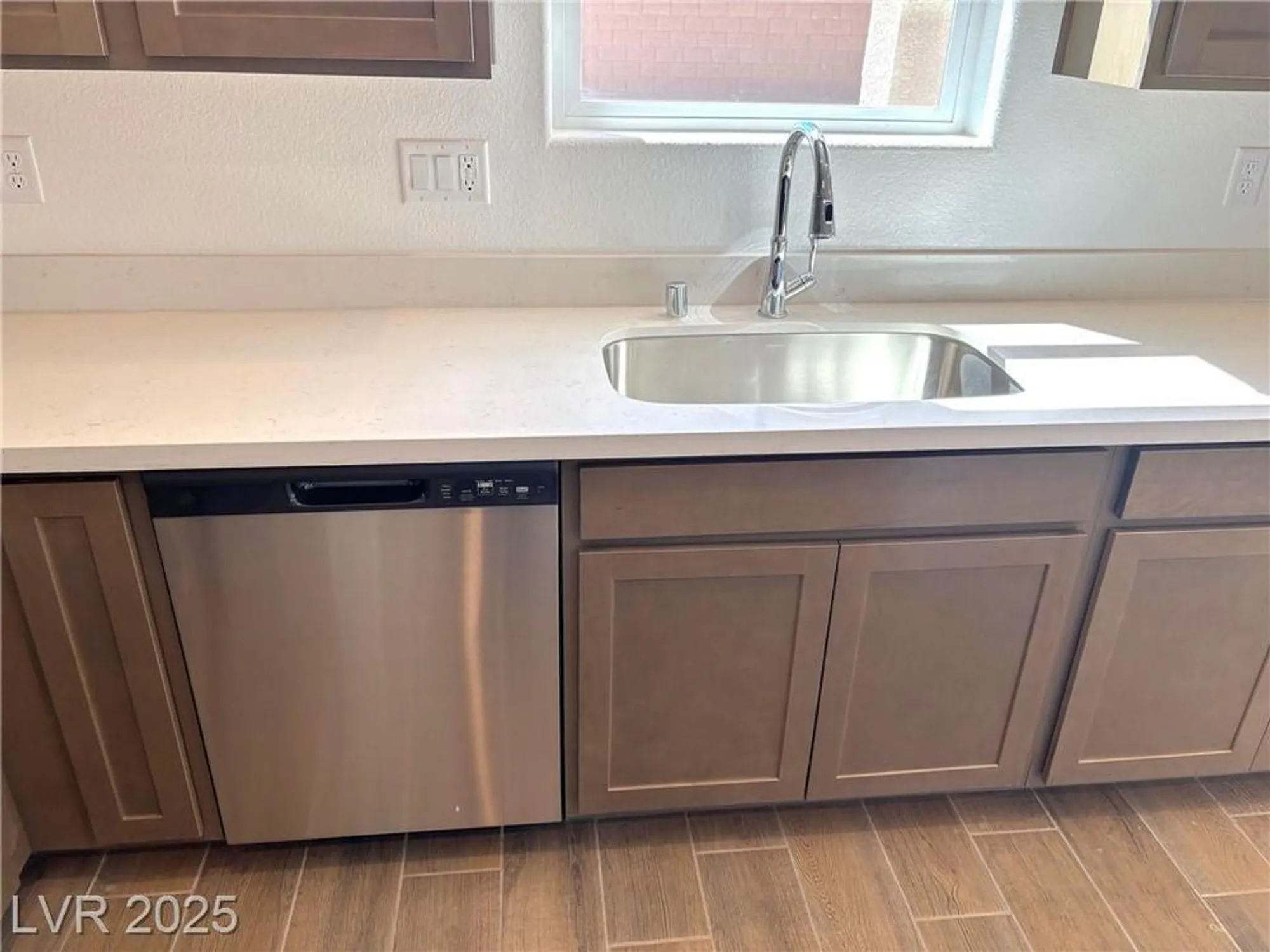 Property Slideshow image 13 of 33 | 4349 angel falls ct, Pahrump, NV, 89061