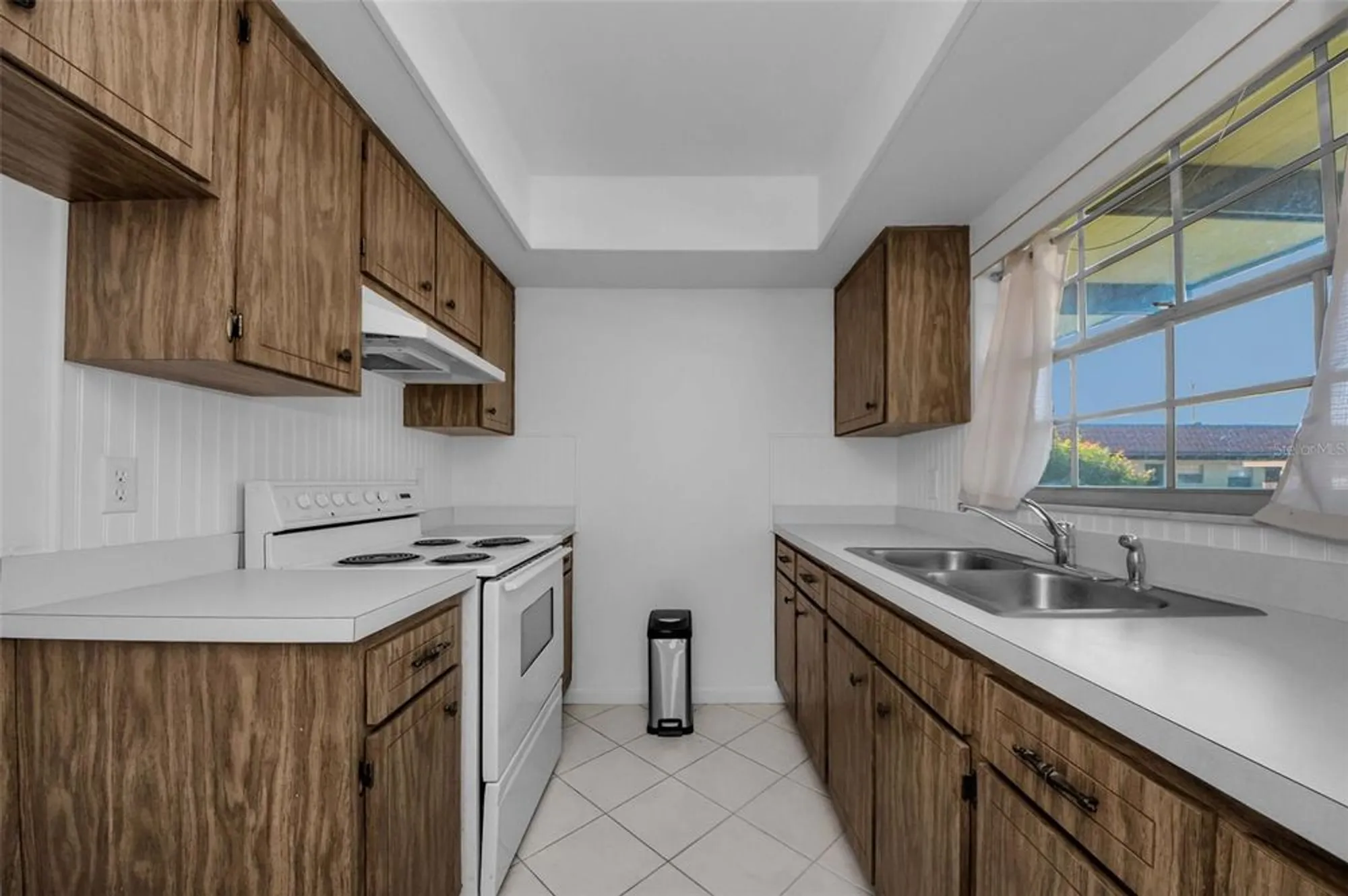 Property Slideshow image 4 of 57 | 1701 pinehurst rd 4f, Dunedin, FL, 34698