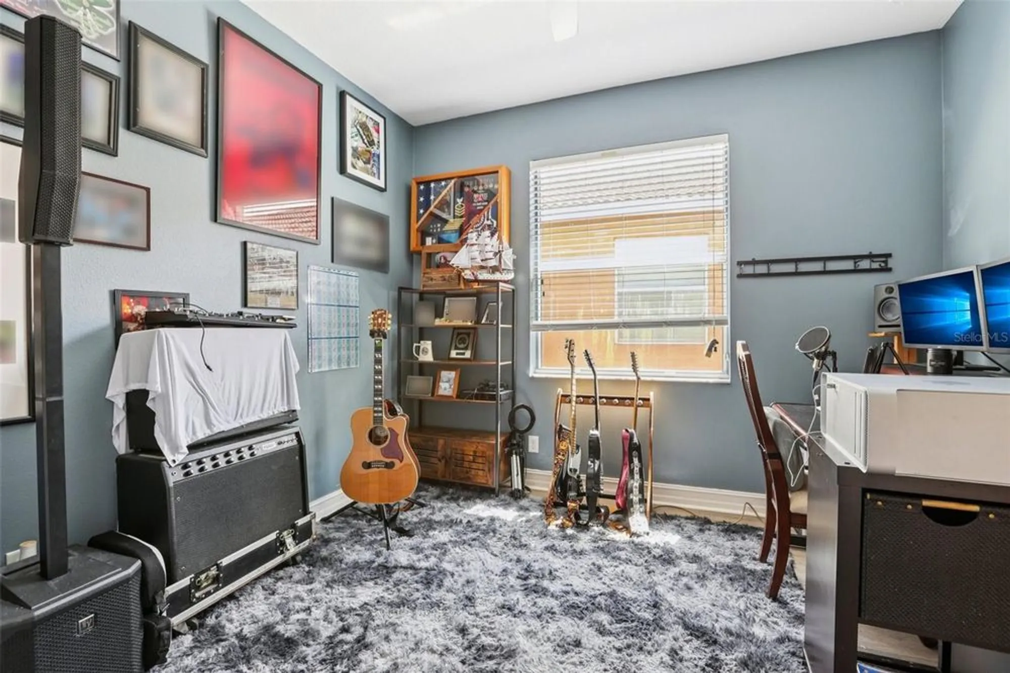 Property Slideshow image 24 of 73 | 15820 aurora lake cir, Wimauma, FL, 33598