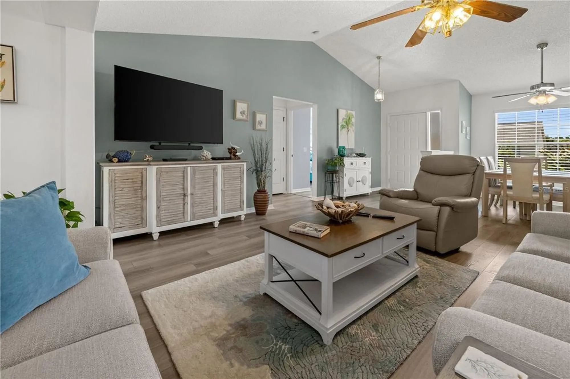 Property Slideshow image 8 of 54 | 237 park forest blvd 156, Englewood, FL, 34223