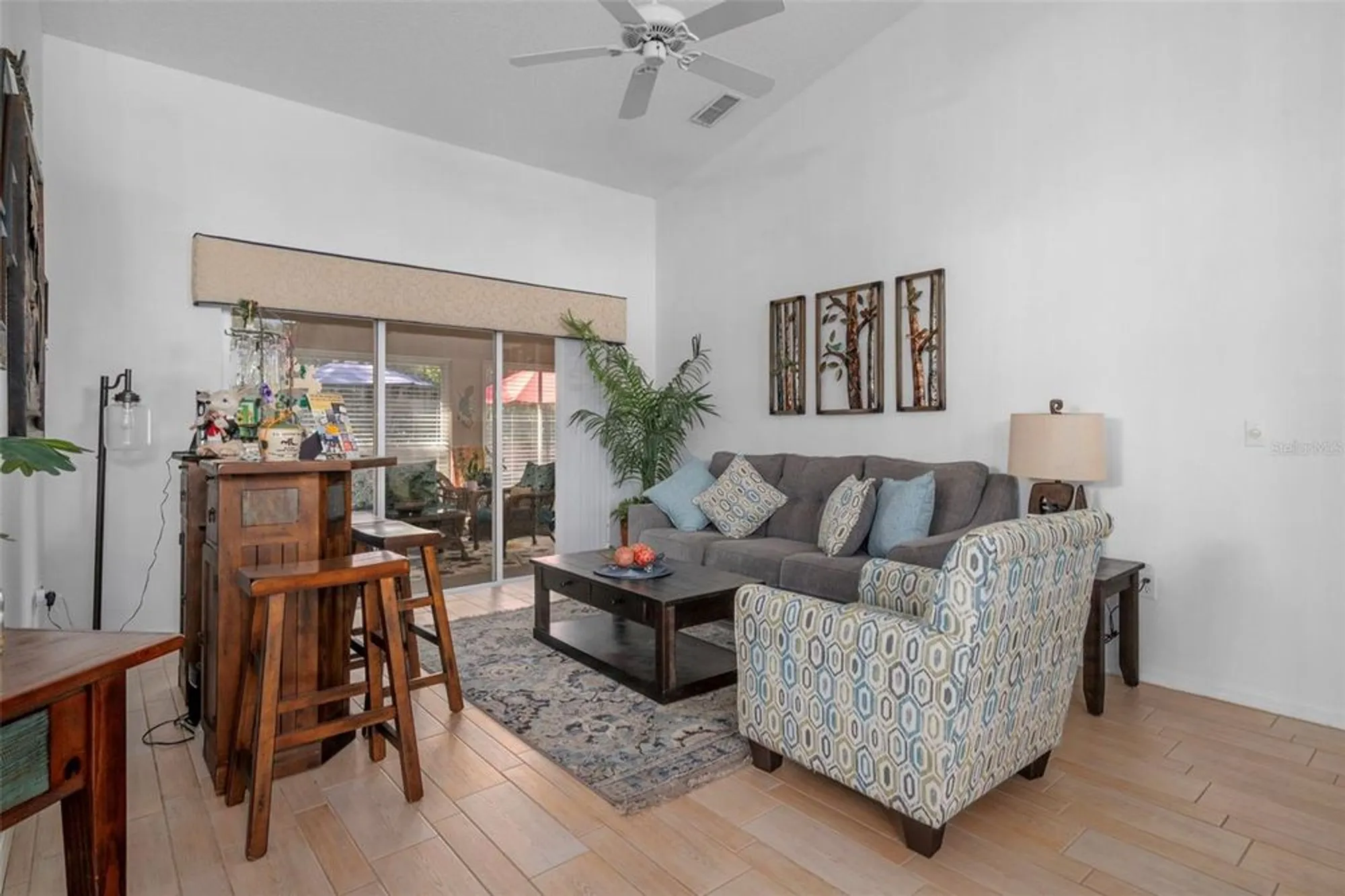 Property Slideshow image 10 of 52 | 416 mistwood ct, Spring Hill, FL, 34609