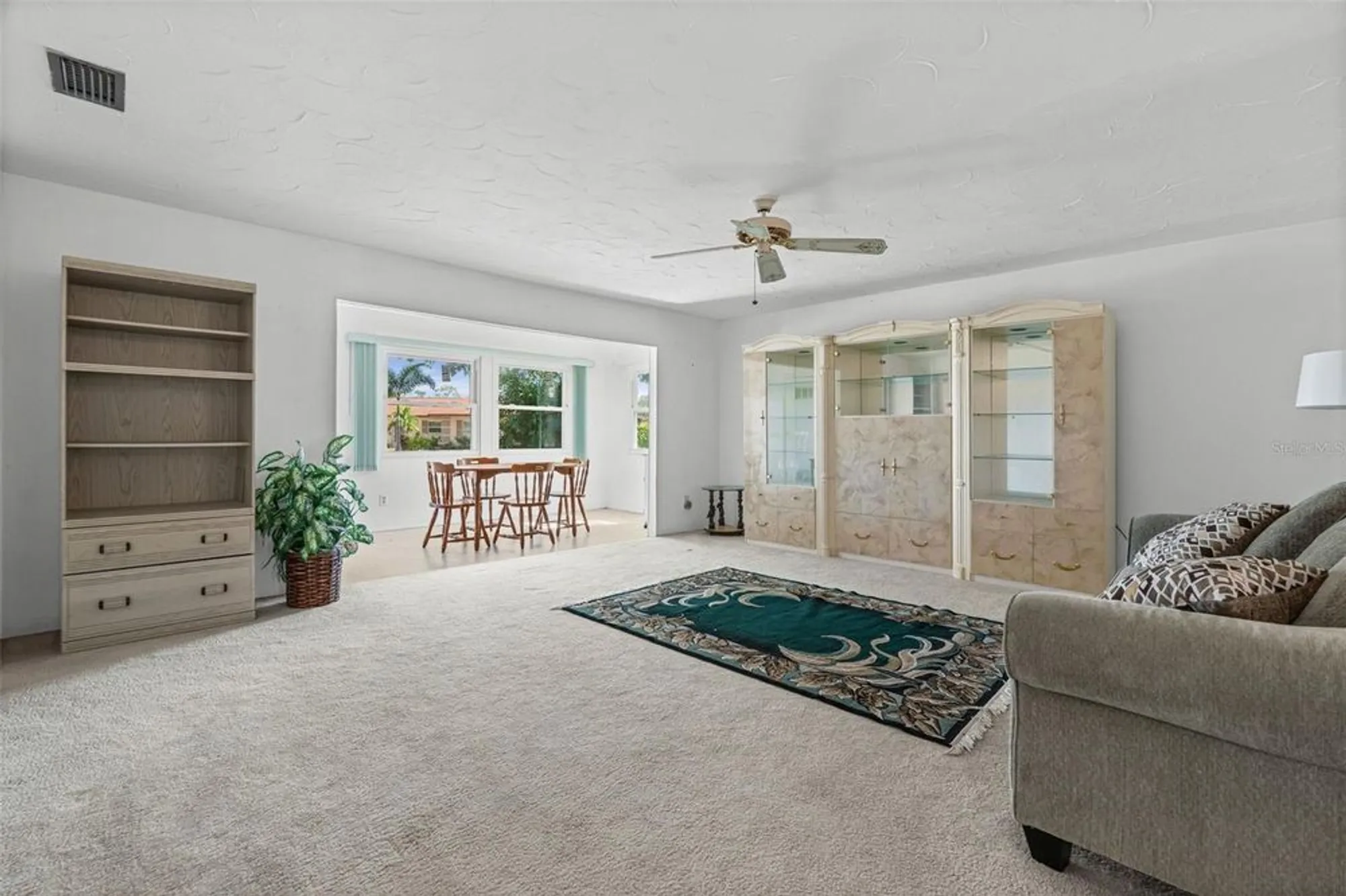Property Slideshow image 11 of 37 | 4606 tippecanoe trl 119, Sarasota, FL, 34233