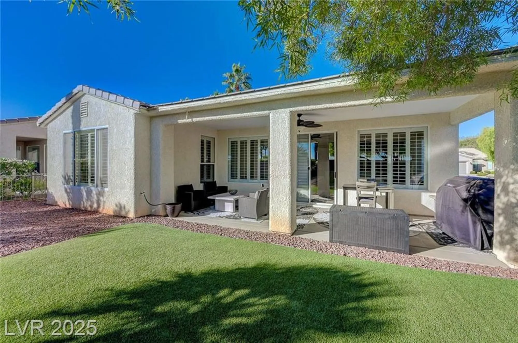 Property Slideshow image 38 of 72 | 4956 momenti st, Las Vegas, NV, 89135