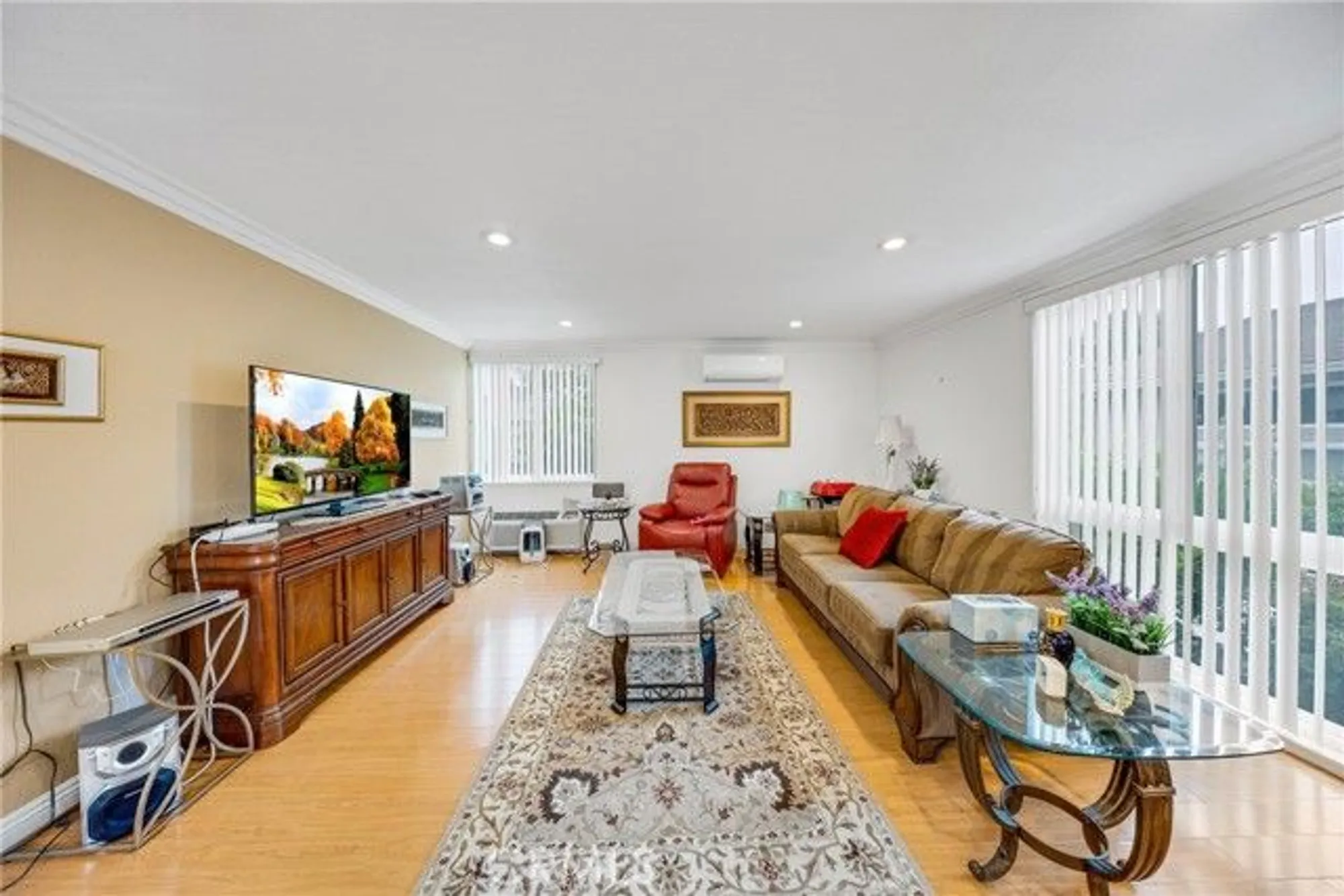 Property Slideshow image 4 of 29 | 360 avenida castilla b, Laguna Woods, CA, 92637