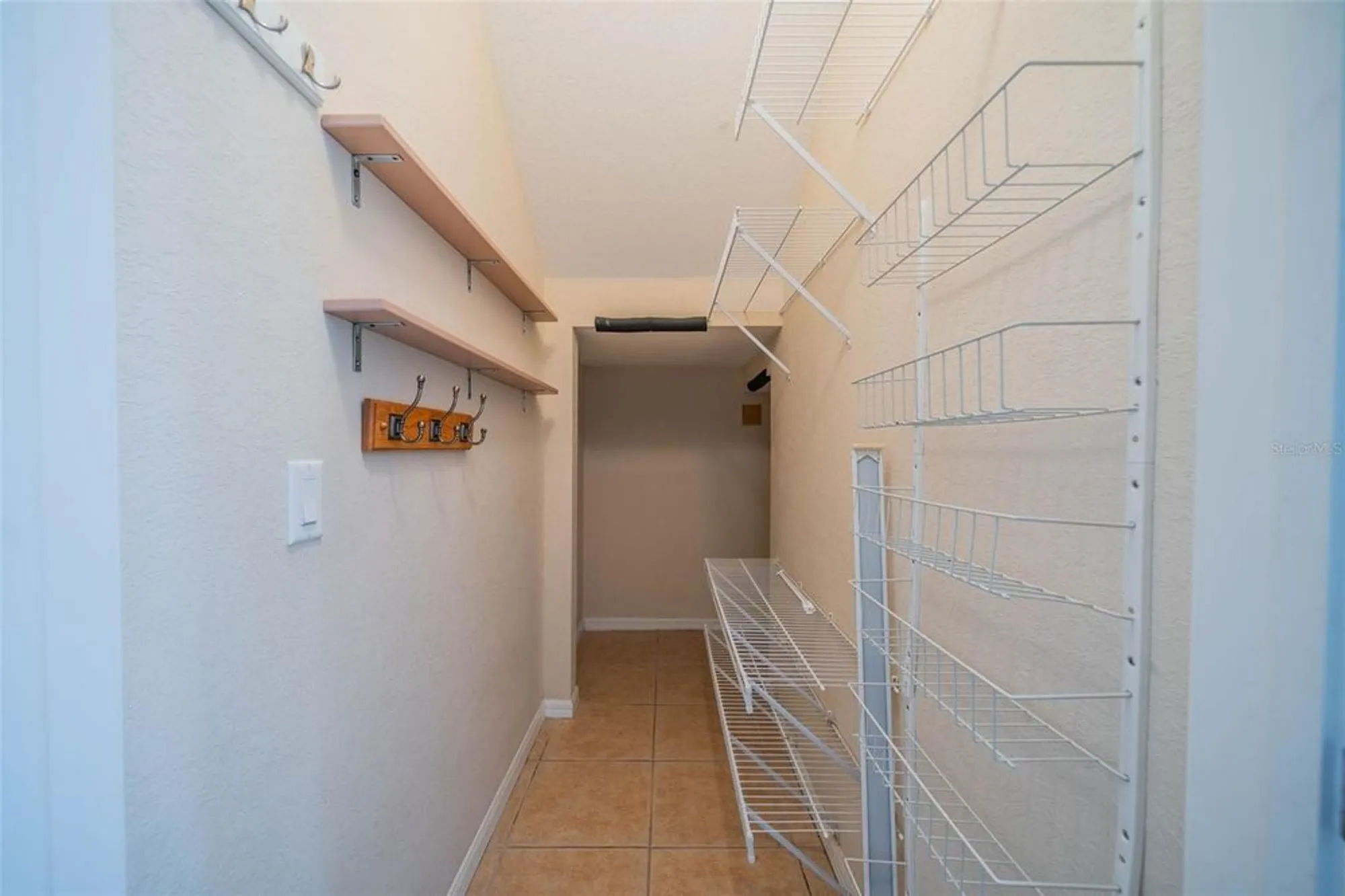 Property Slideshow image 47 of 60 | 445 noble faire dr, Sun City Center, FL, 33573