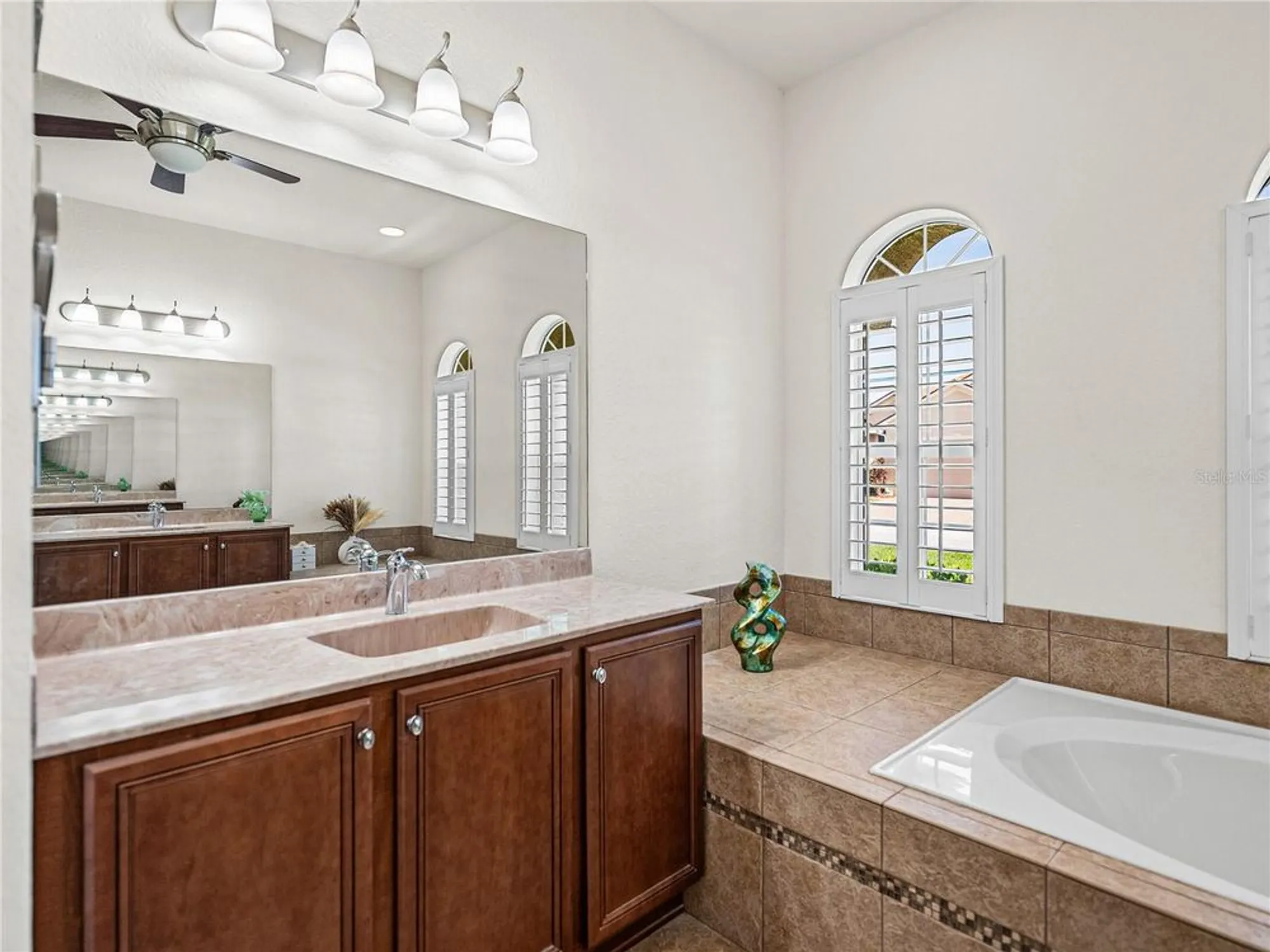 Property Slideshow image 33 of 98 | 4433 ventana ln, Lake Wales, FL, 33859