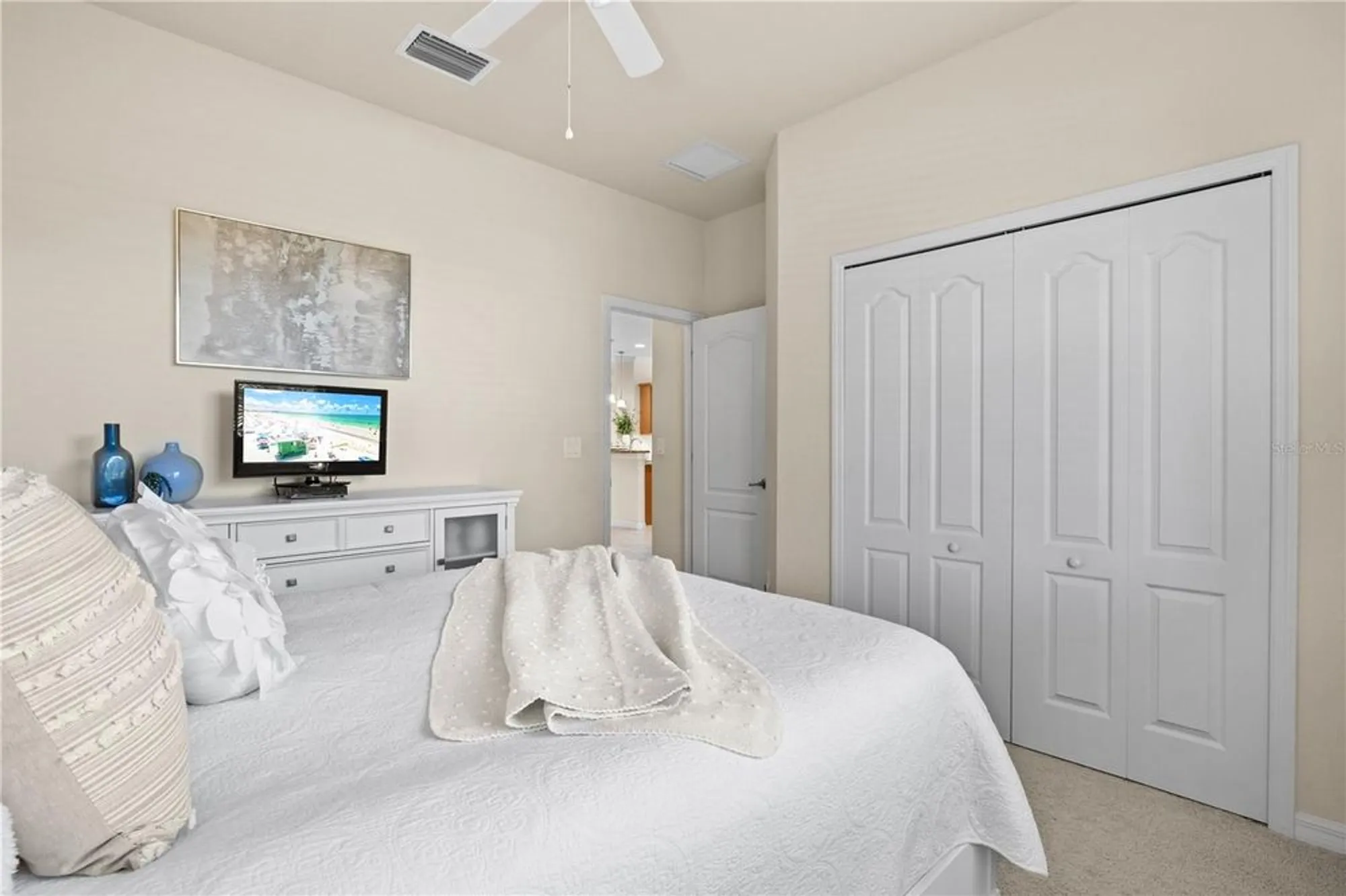 Property Slideshow image 14 of 92 | 6870 willowshire way, Bradenton, FL, 34212