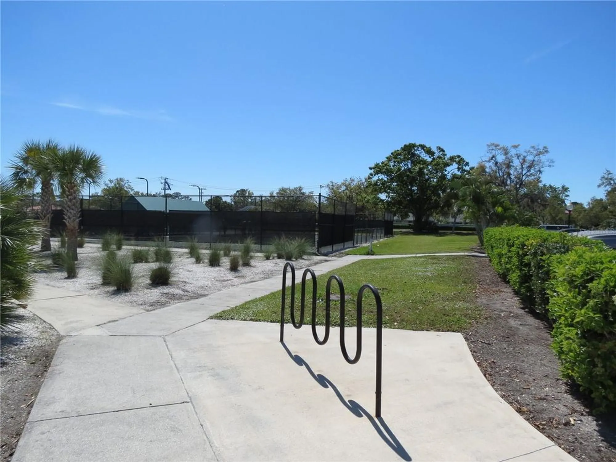 Property Slideshow image 48 of 51 | 4939 lakescene pl, Sarasota, FL, 34243