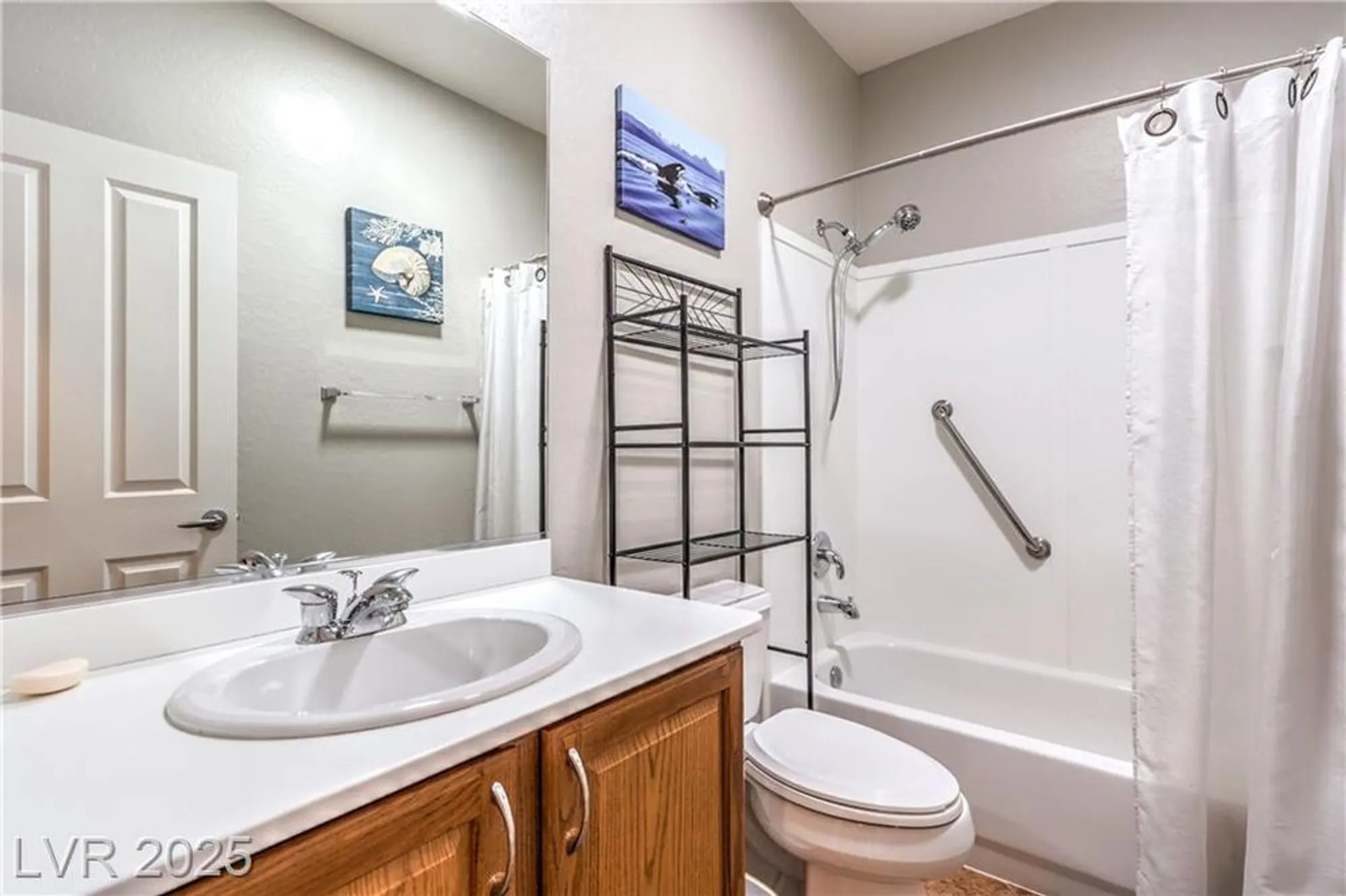 Property Slideshow image 32 of 37 | 2413 hamonah dr, Henderson, NV, 89044