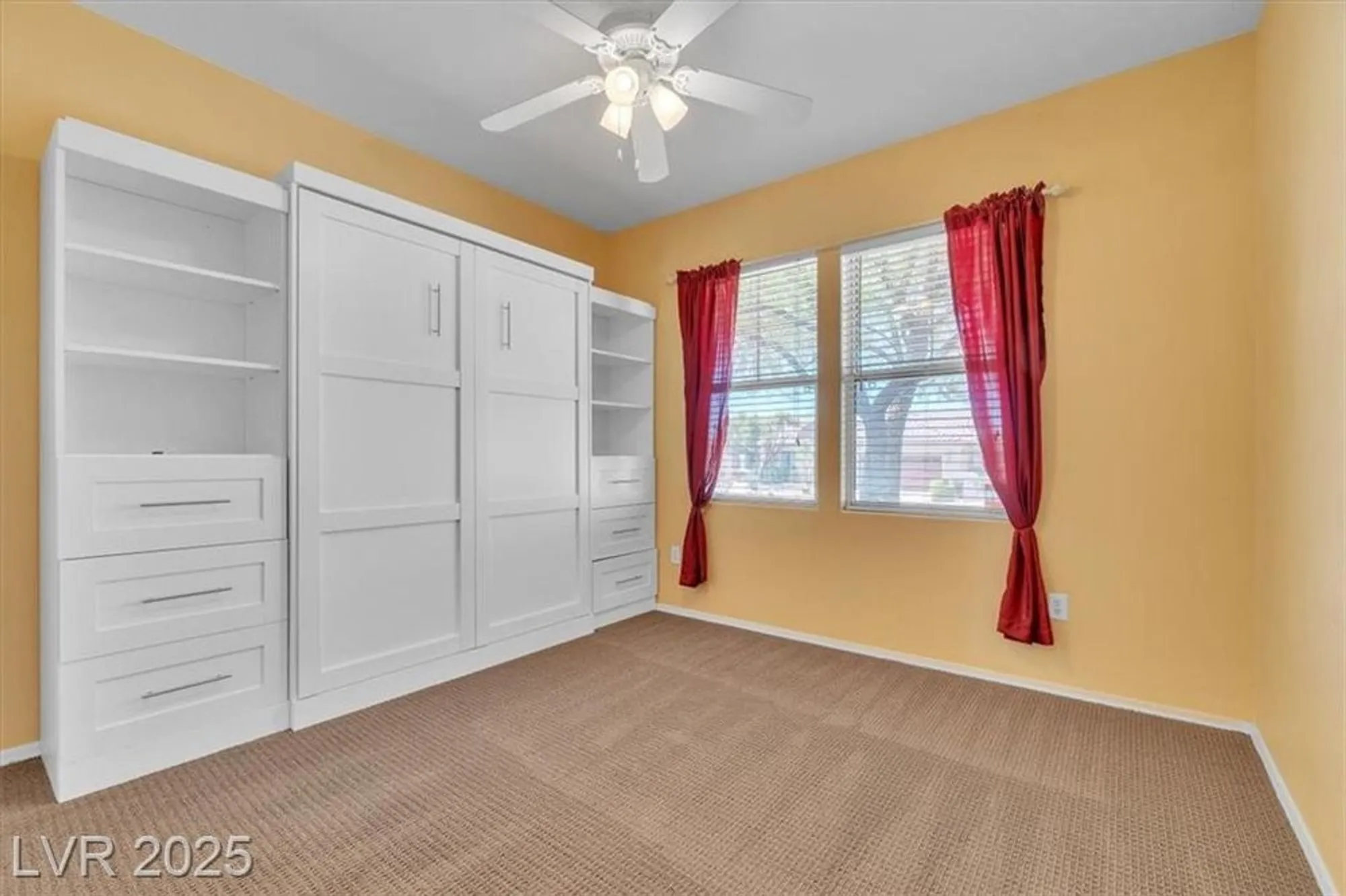 Property Slideshow image 24 of 36 | 2134 colvin run dr, Henderson, NV, 89052