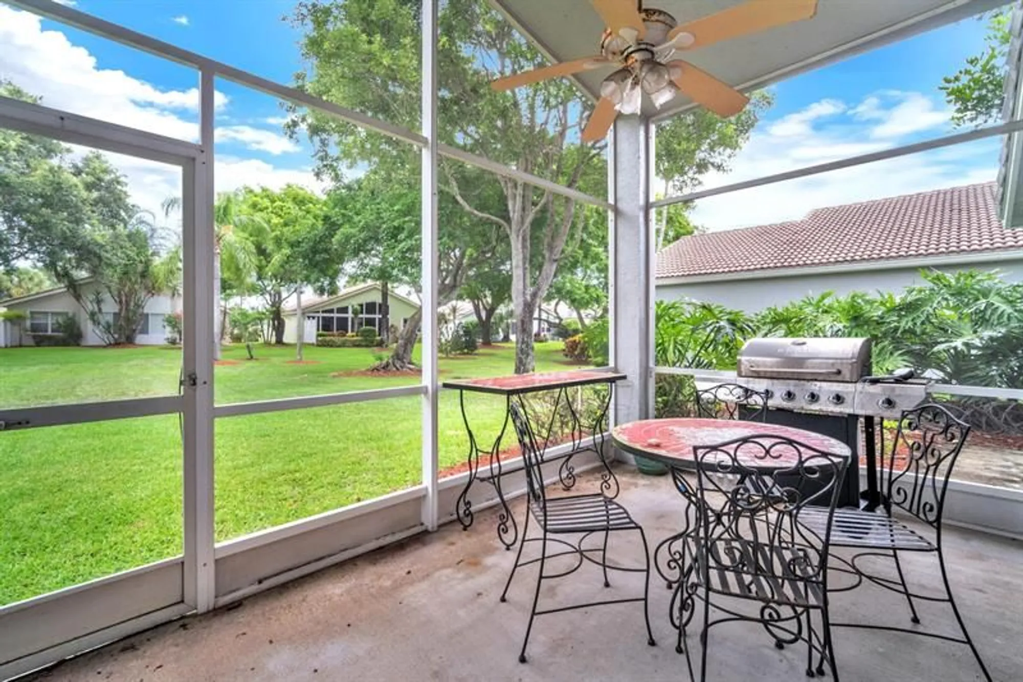 Property Slideshow image 27 of 57 | 5701 swaying palm ln, Boynton Beach, FL, 33437
