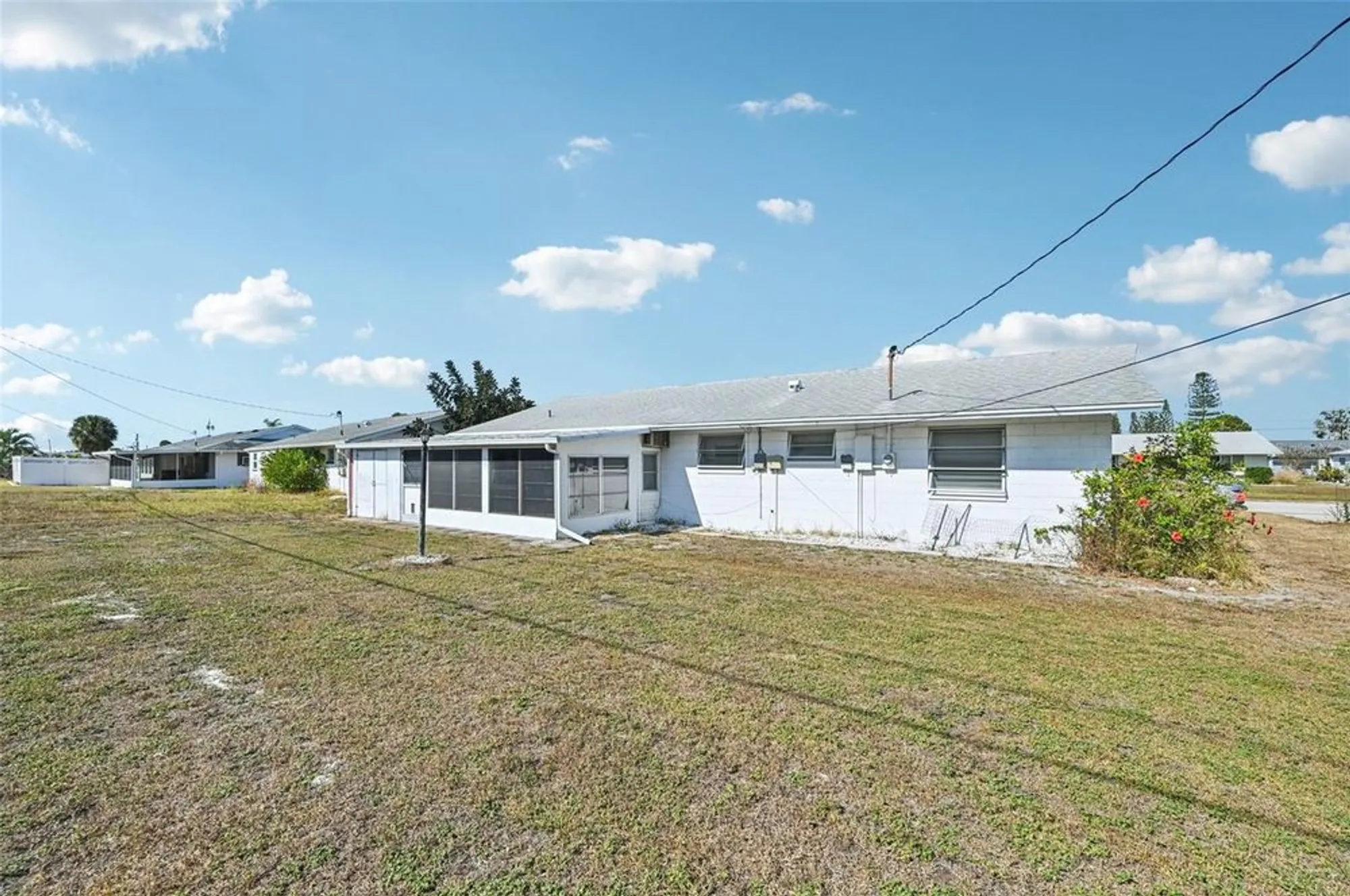 Property Slideshow image 26 of 48 | 722 tam o shanter ave, Sun City Center, FL, 33573