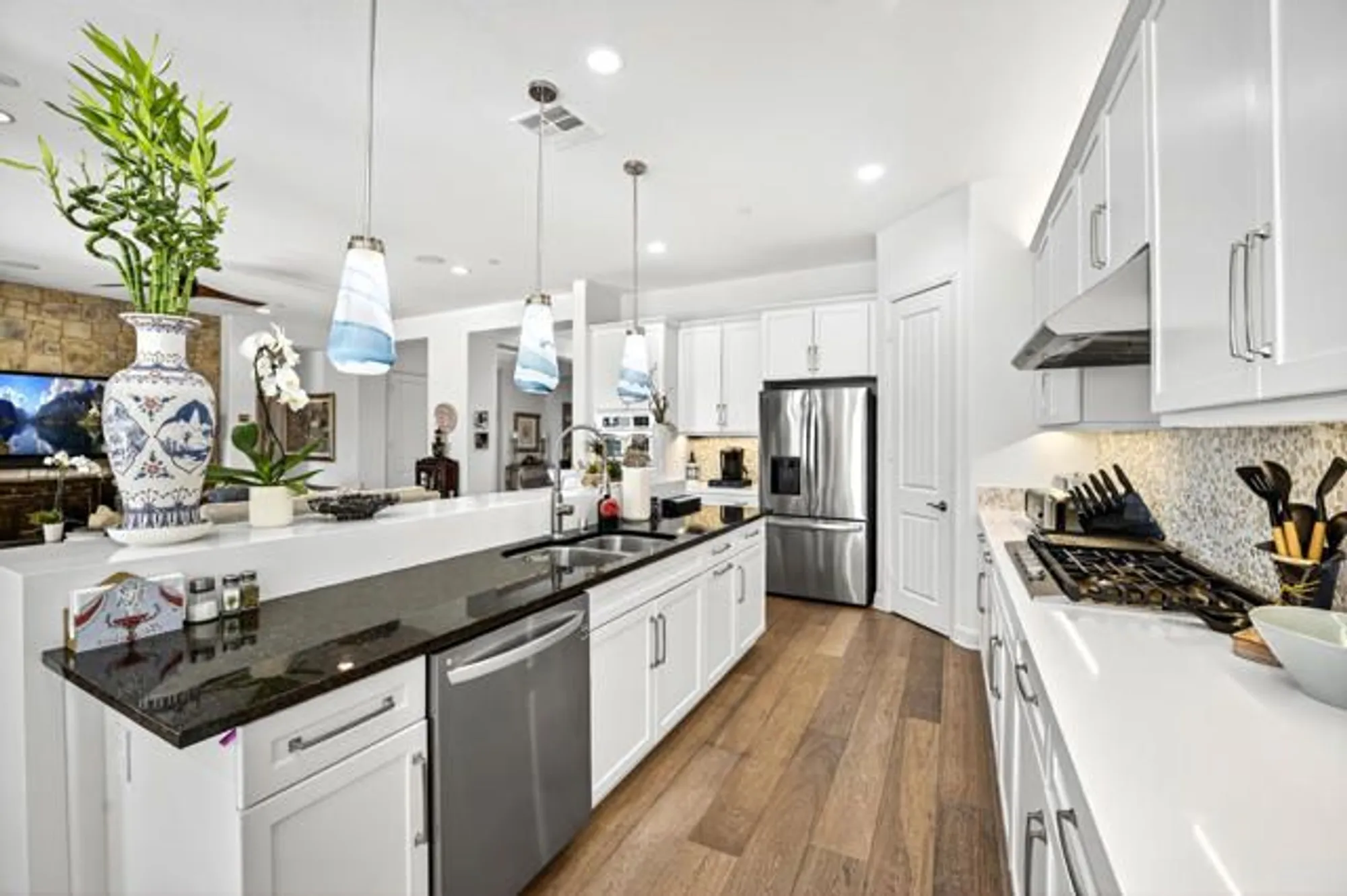 Property Slideshow image 14 of 73 | 81469 avenida montura, Indio, CA, 92203