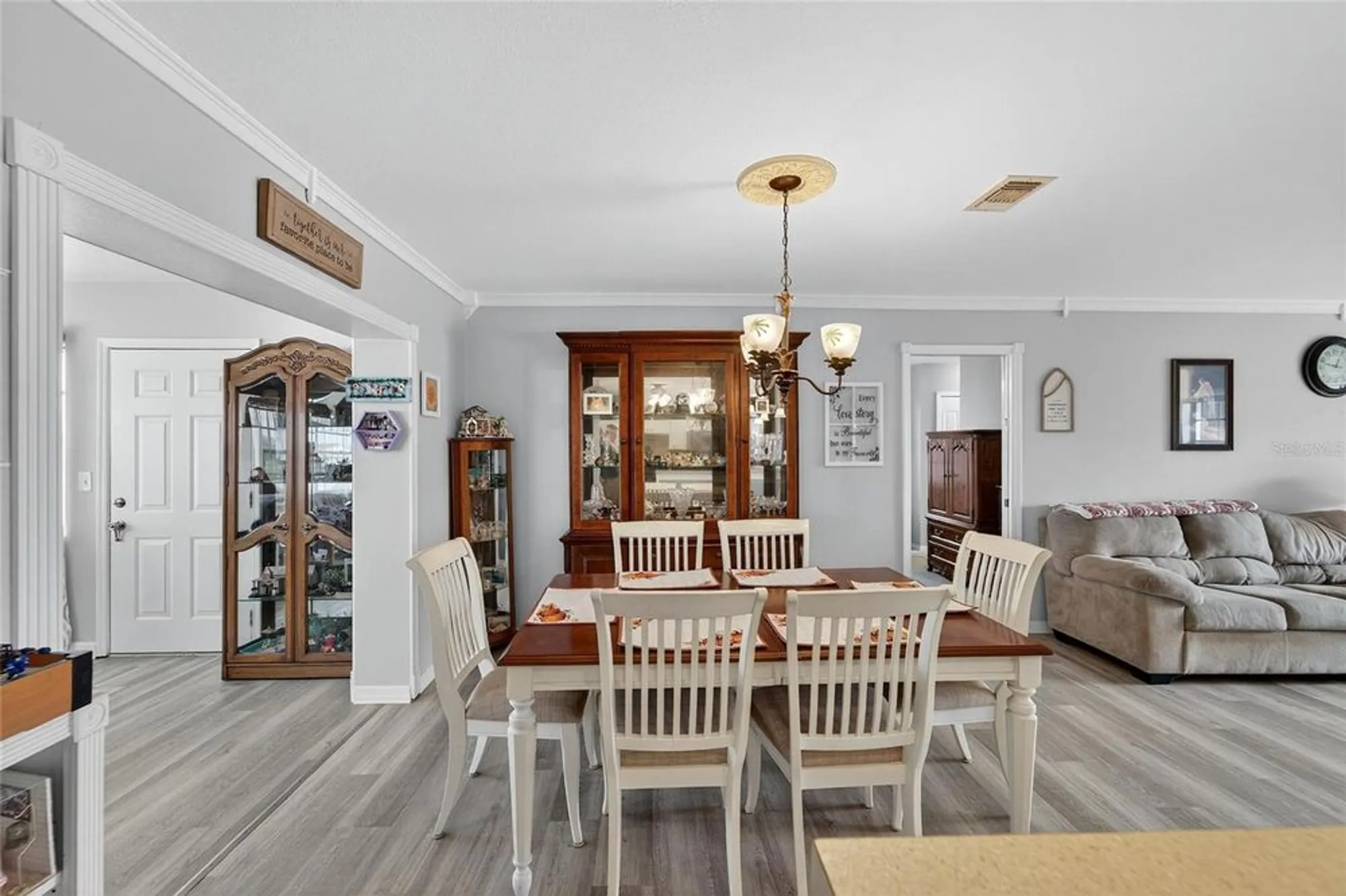 Property Slideshow image 12 of 63 | 645 fort duquesna dr, Sun City Center, FL, 33573