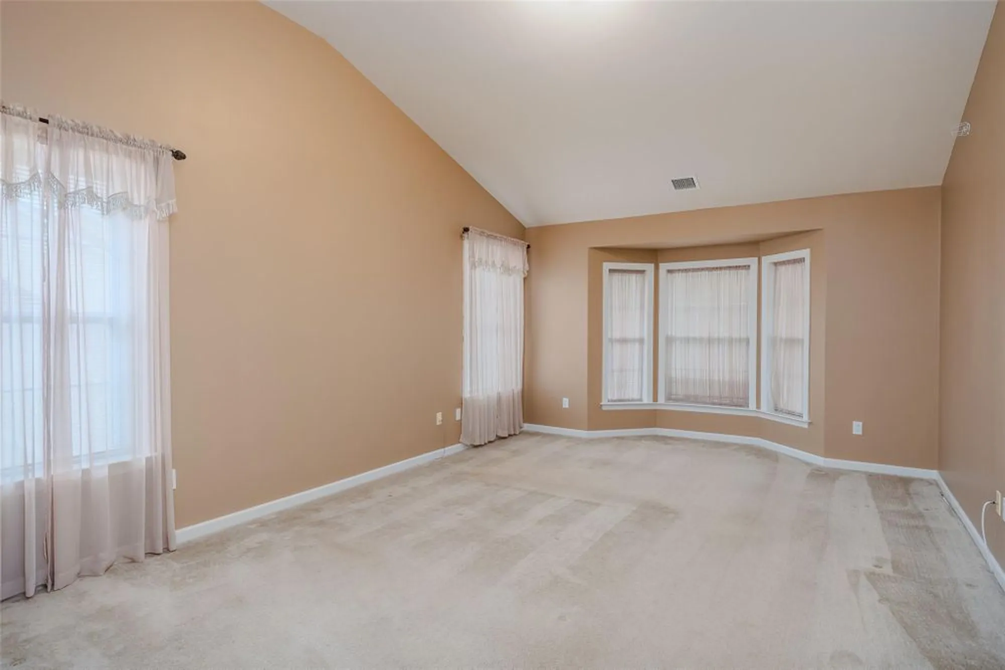 Property Slideshow image 17 of 37 | 166 ira rd, Mount Sinai, NY, 11766