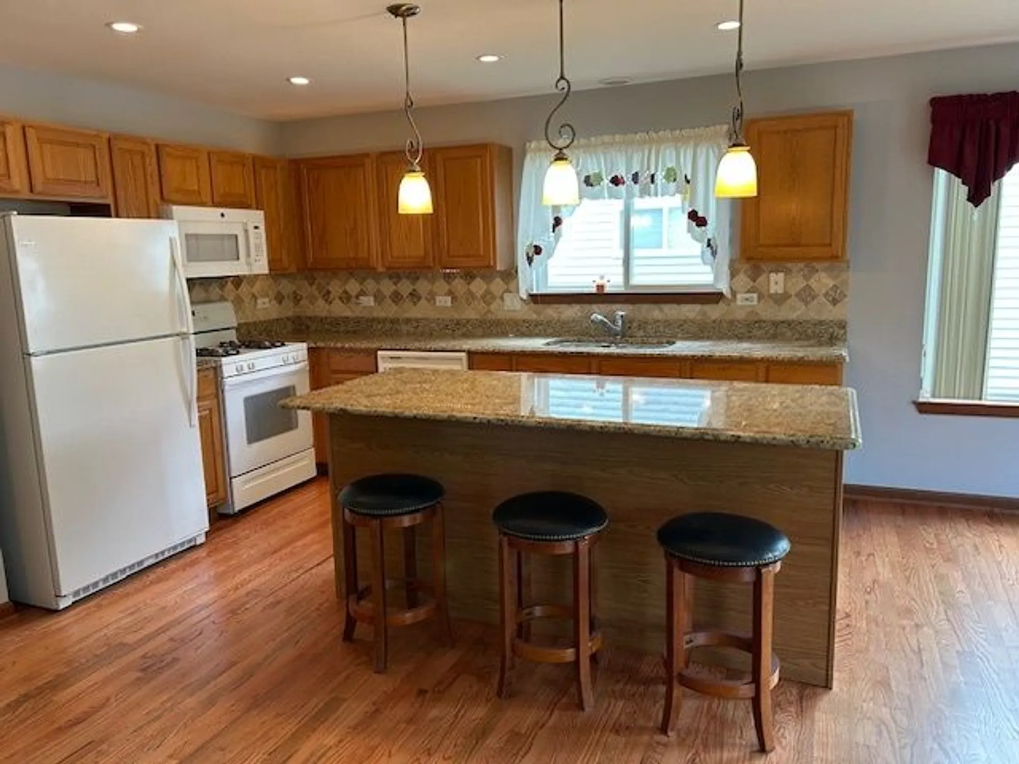 Property Slideshow image 23 of 67 | 13804 s ironwood dr, Plainfield, IL, 60544