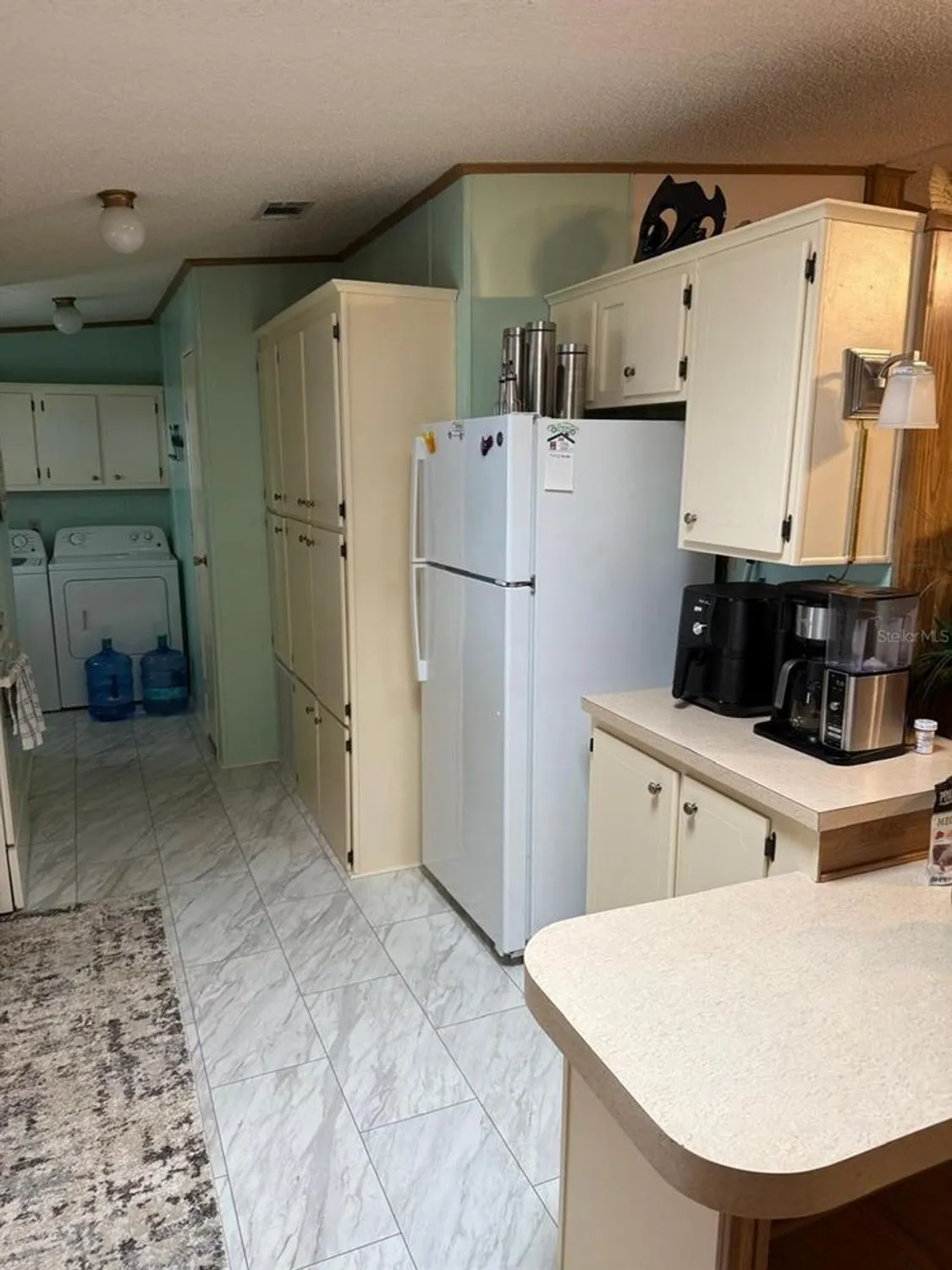 Property Slideshow image 9 of 36 | 1798 fox hill dr, Lakeland, FL, 33810