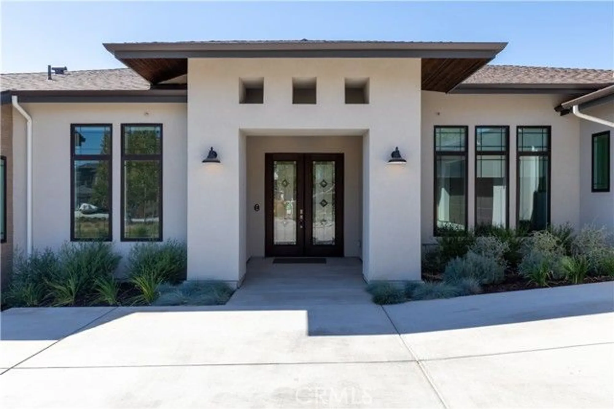 Property Slideshow image 6 of 50 | 699 waterford ct, Paso Robles, CA, 93446