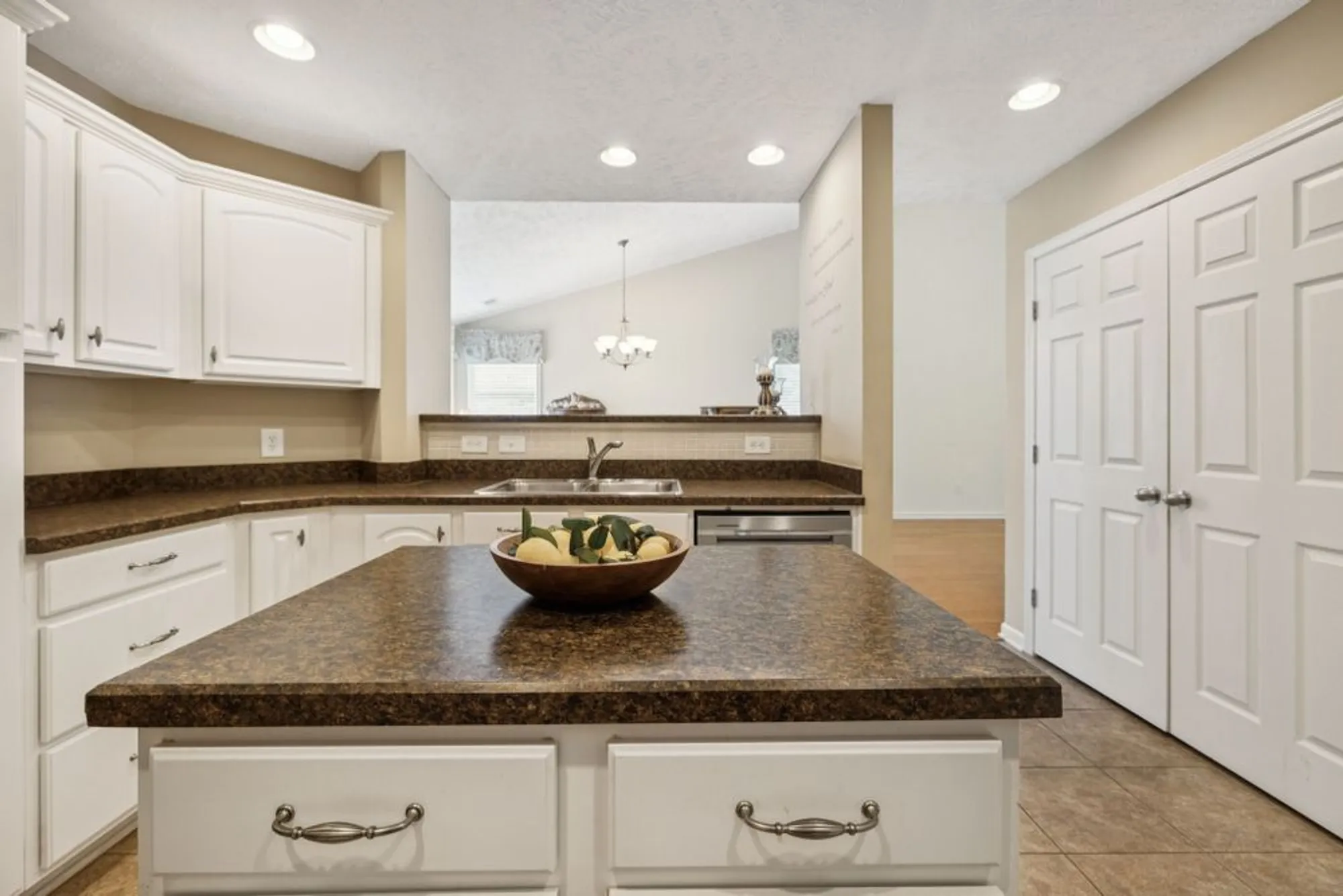 Property Slideshow image 23 of 47 | 145 plymouth dr, Lebanon, TN, 37087