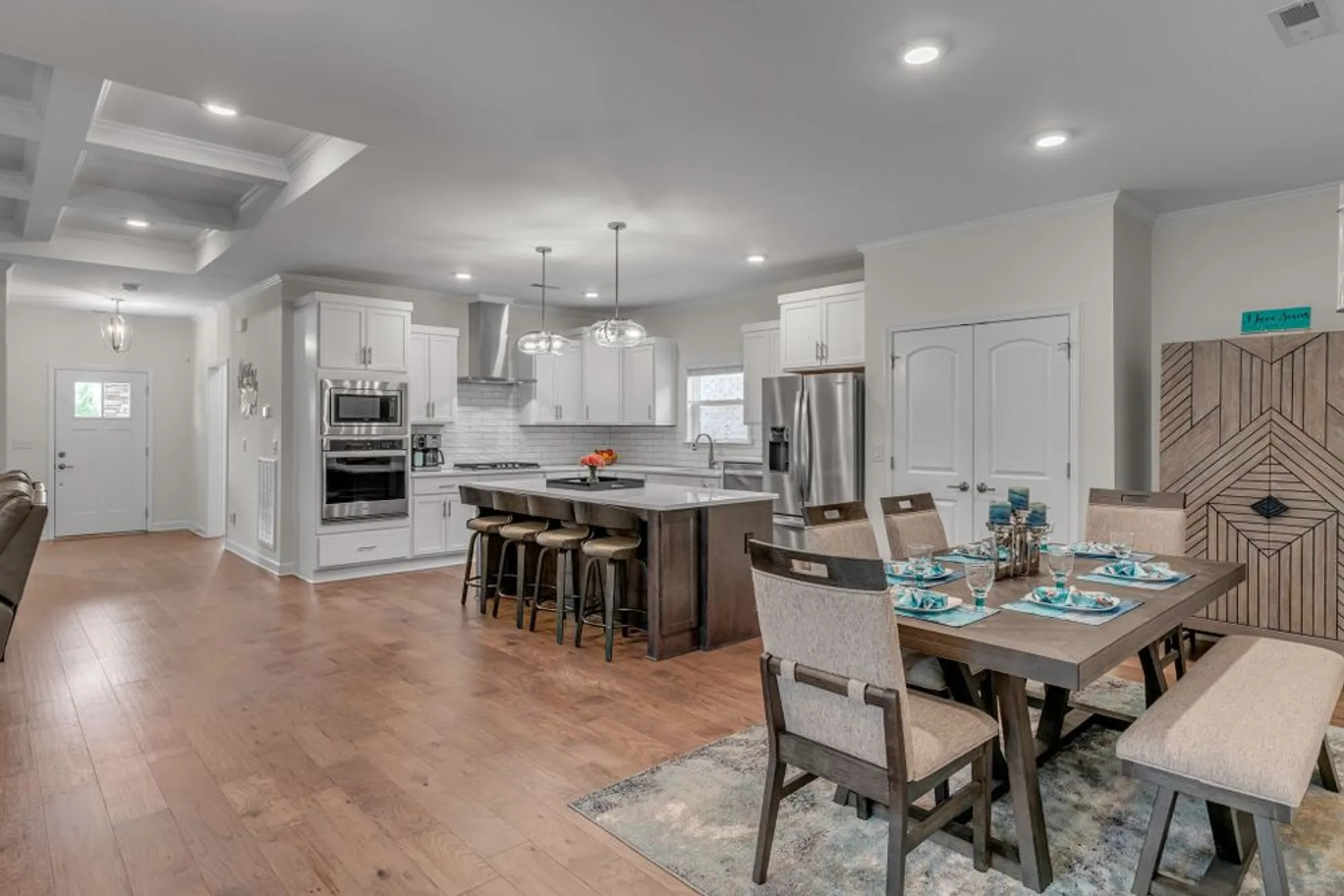 Property Slideshow image 14 of 56 | 6035 parkhaven blvd, Hermitage, TN, 37076