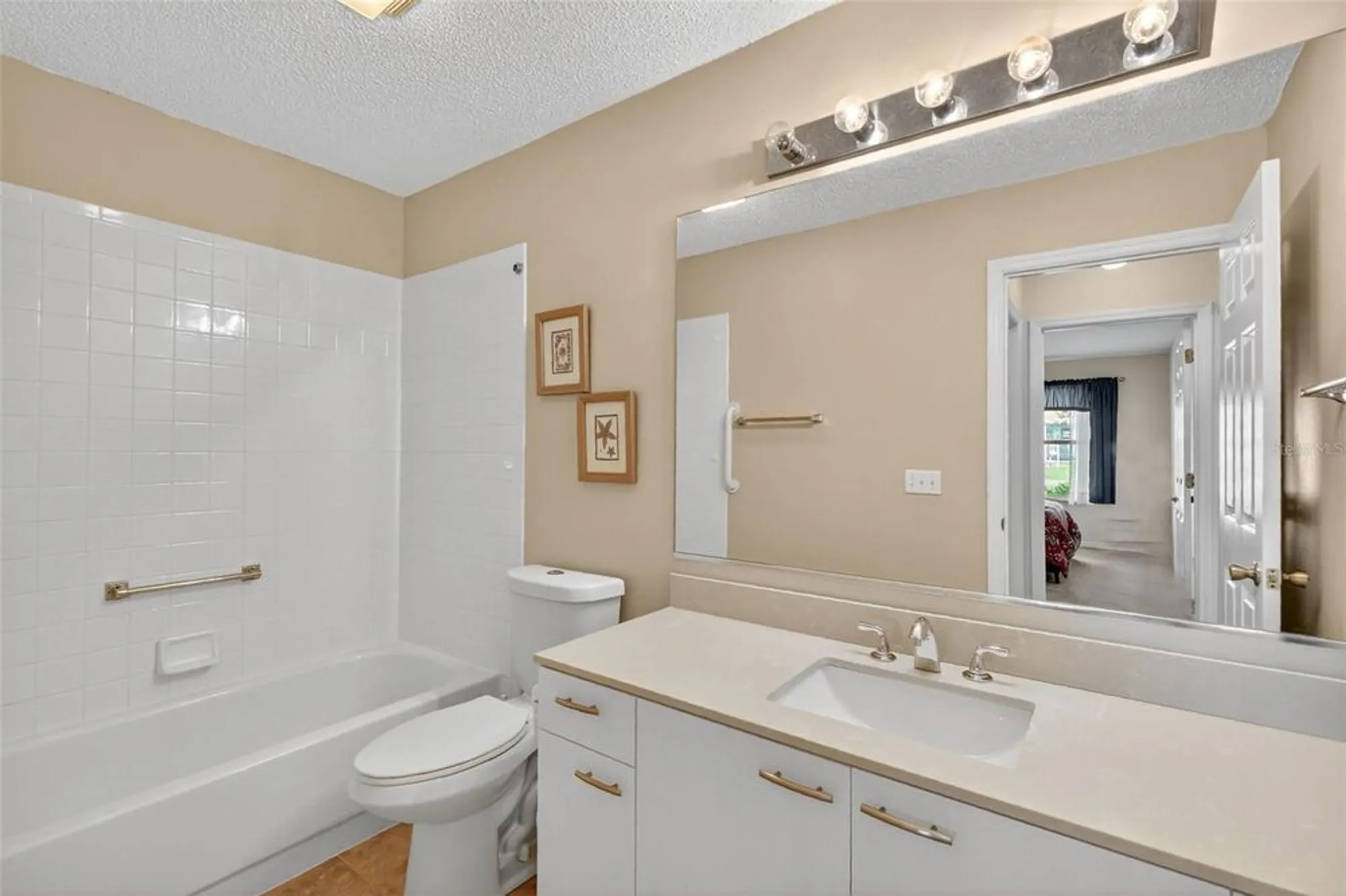 Property Slideshow image 29 of 39 | 518 alcazar ct, The Villages, FL, 32159