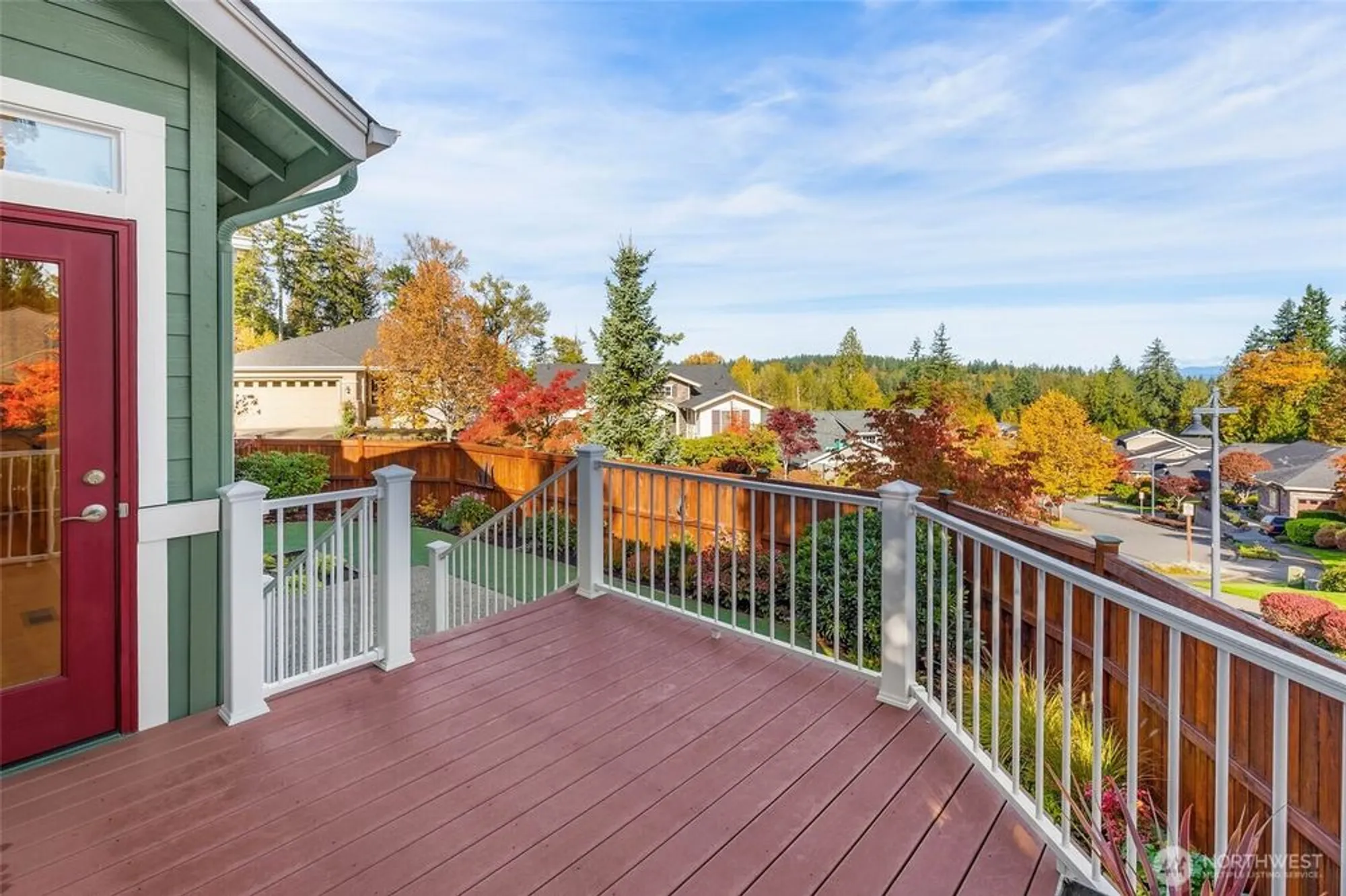 Property Slideshow image 23 of 25 | 12429 243rd pl, Redmond, WA, 98053