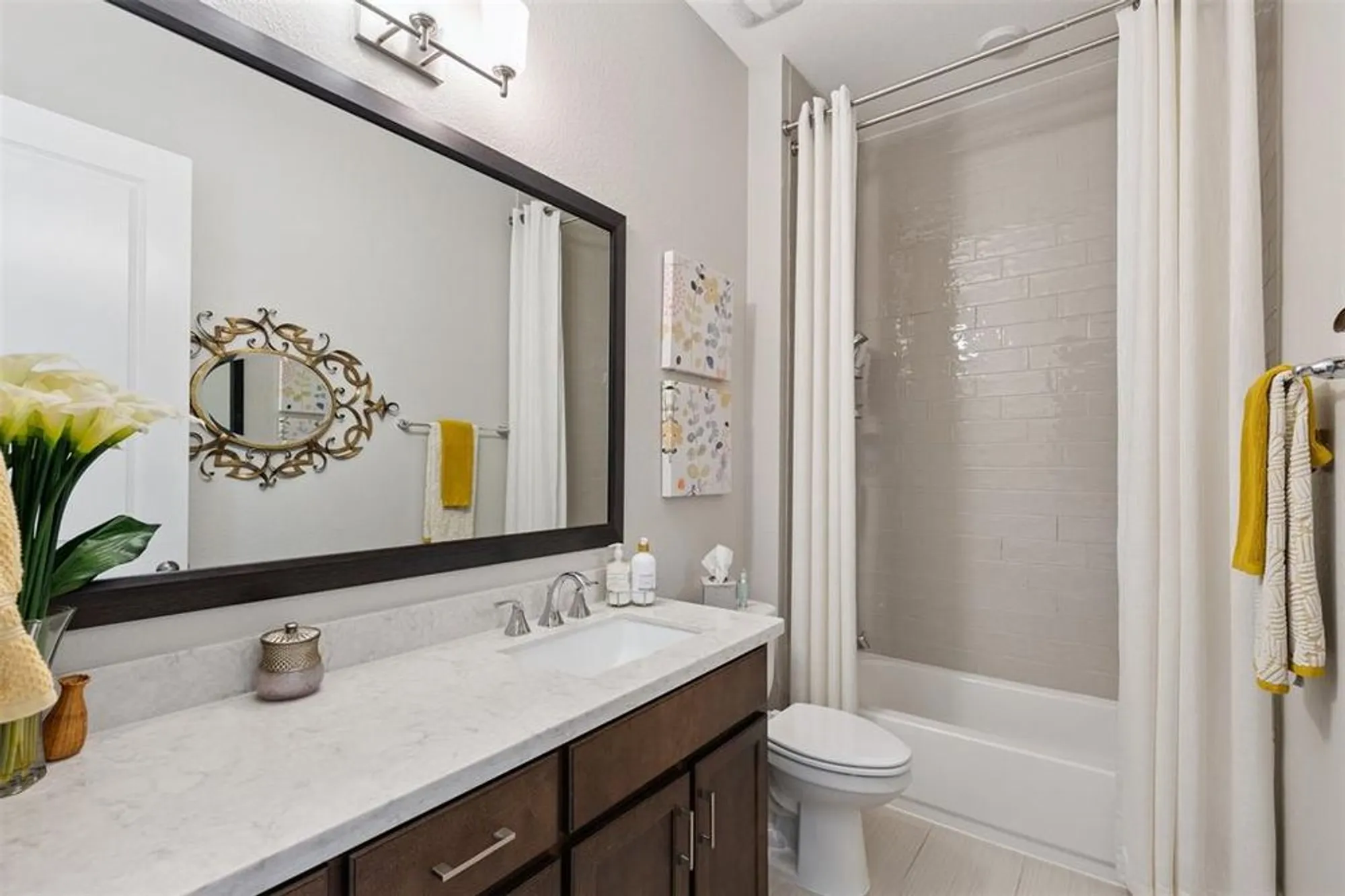 Property Slideshow image 12 of 40 | 7740 castlebridge, The Colony, TX, 75056