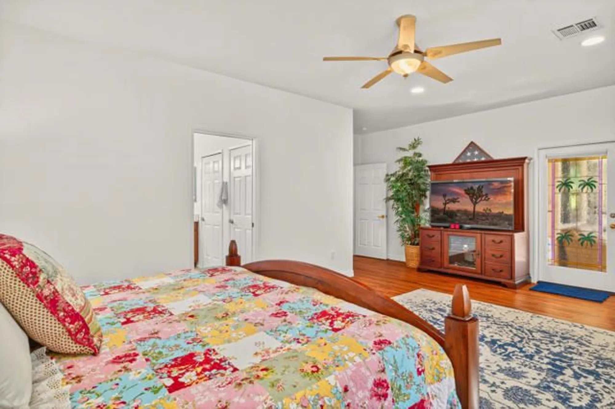 Property Slideshow image 16 of 24 | 78241 hollister dr, Palm Desert, CA, 92211