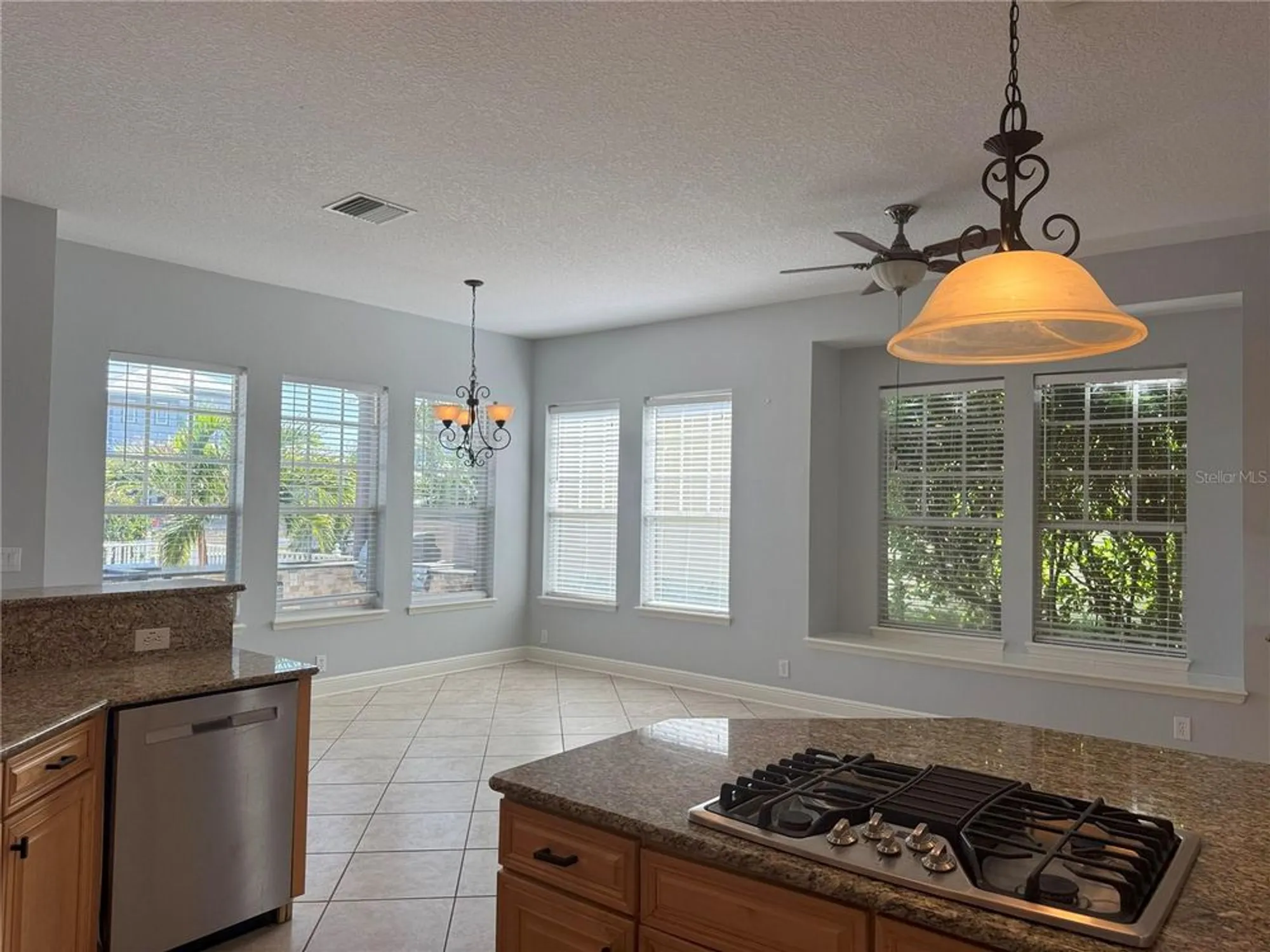 Property Slideshow image 20 of 100 | 625 mirabay blvd, Apollo Beach, FL, 33572
