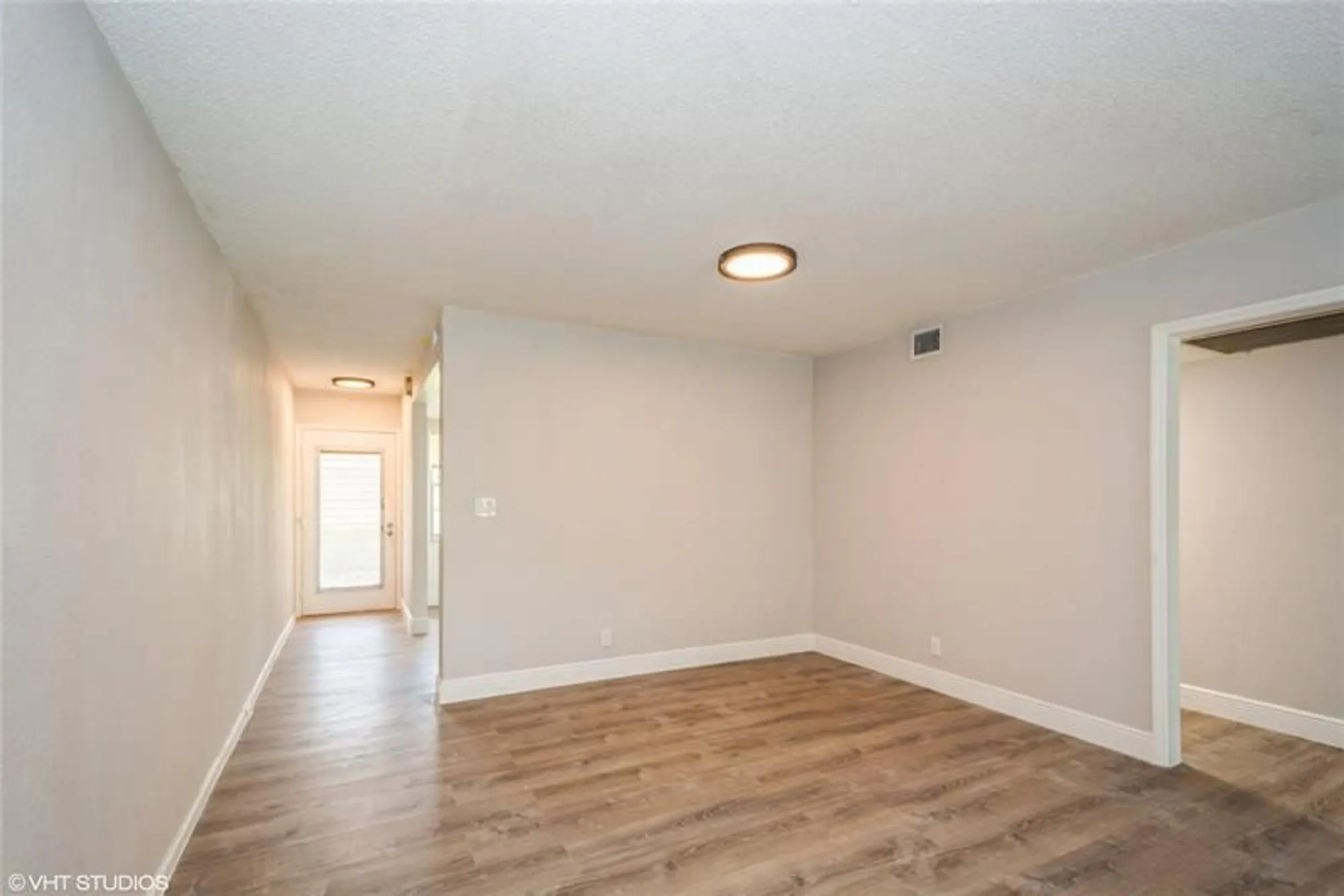 Property Slideshow image 12 of 33 | 2805 victoria way d1, Coconut Creek, FL, 33066