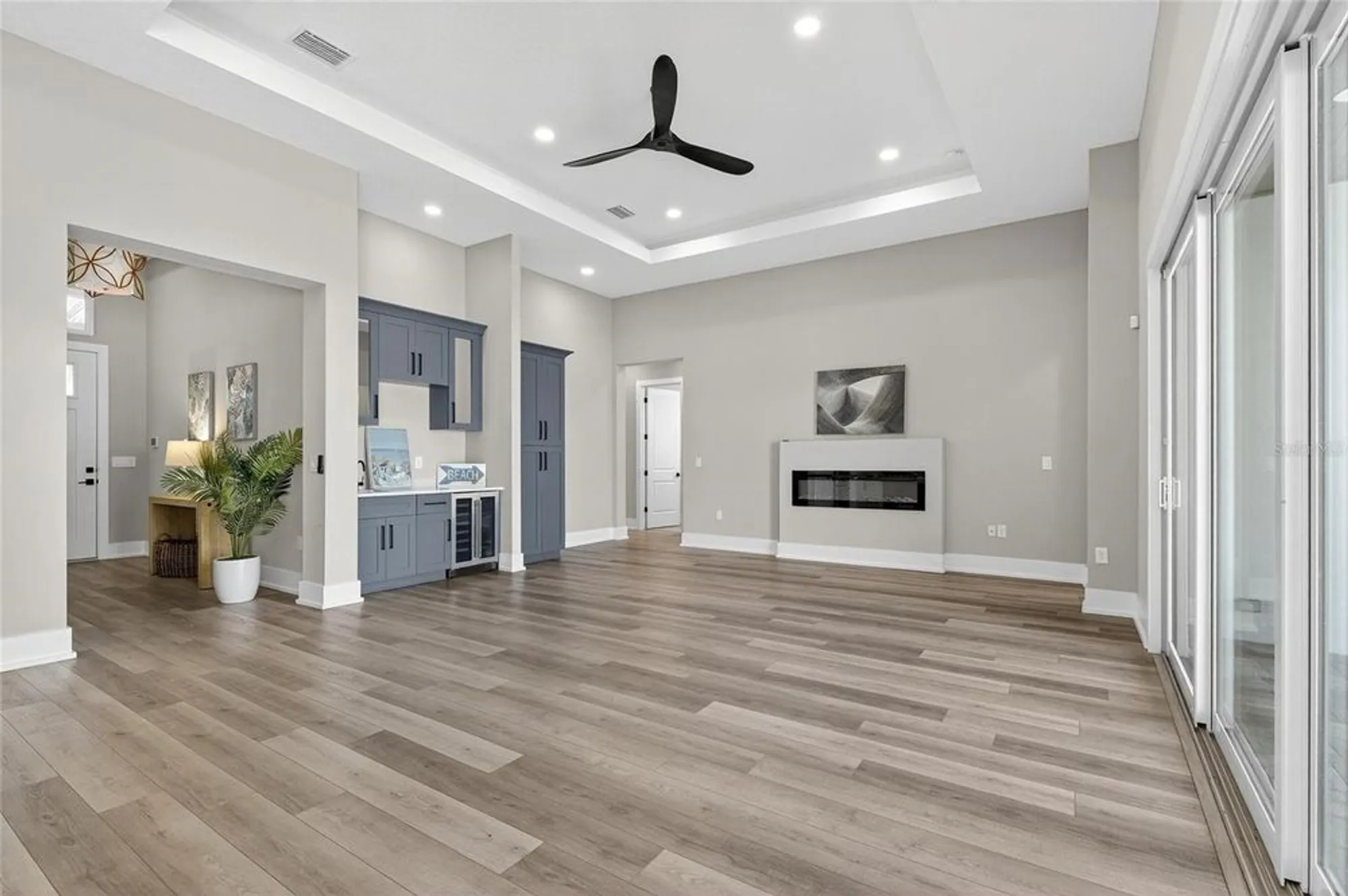 Property Slideshow image 17 of 91 | 614 pinckney dr, Apollo Beach, FL, 33572