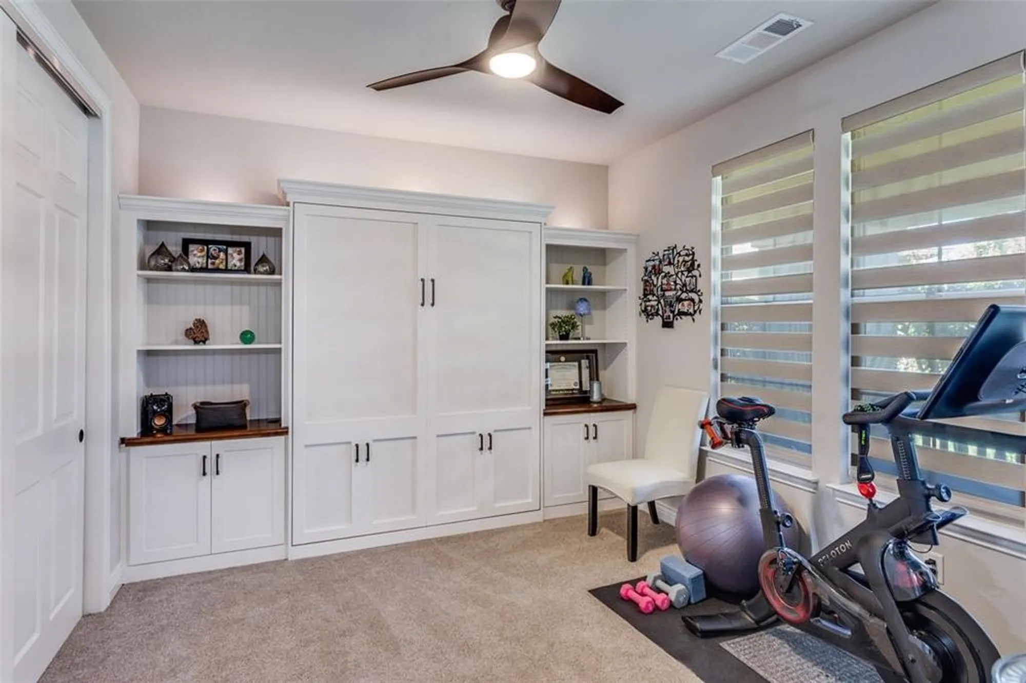 Property Slideshow image 21 of 36 | 9900 silver rock way, Denton, TX, 76207