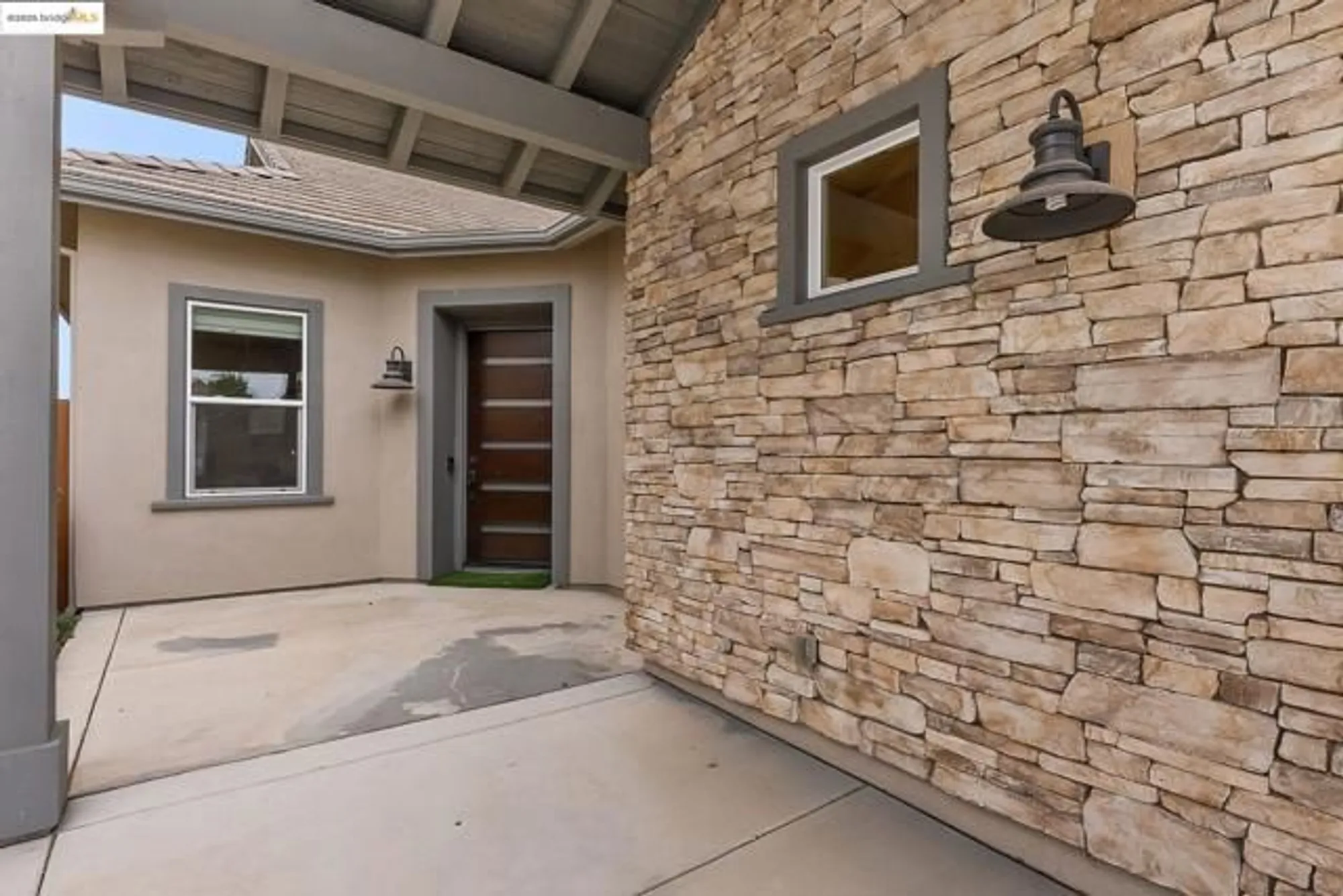 Property Slideshow image 6 of 60 | 1994 corsica way, Brentwood, CA, 94513