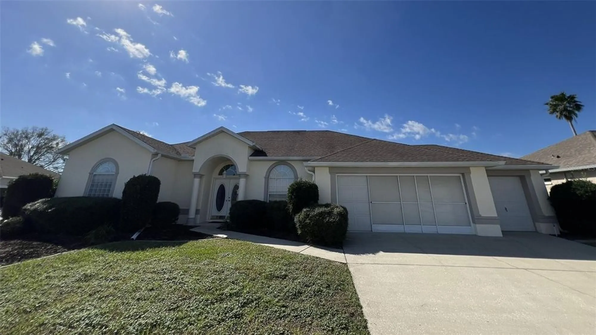 Property Slideshow image 2 of 33 | 5500 nw 23rd pl, Ocala, FL, 34482