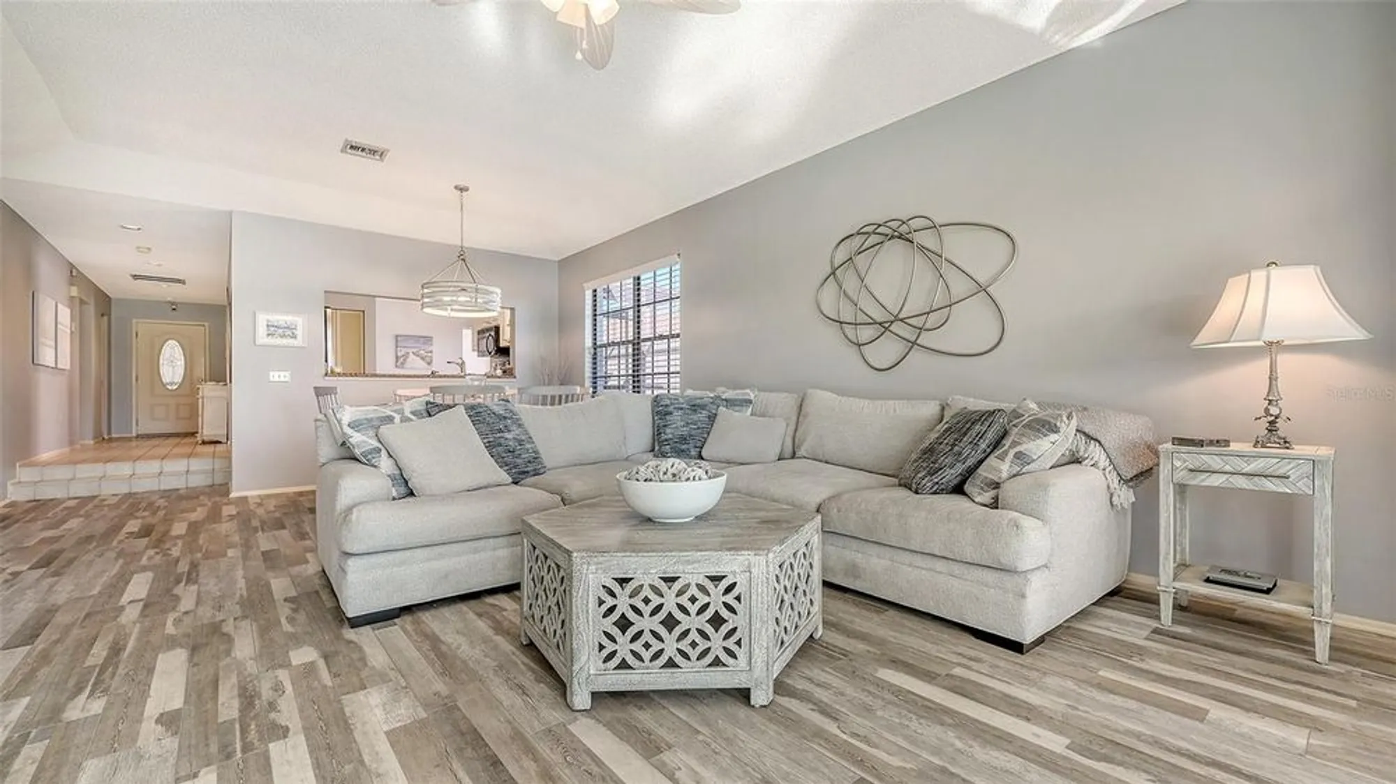 Property Slideshow image 24 of 95 | 7320 golf pointe cir, Sarasota, FL, 34243